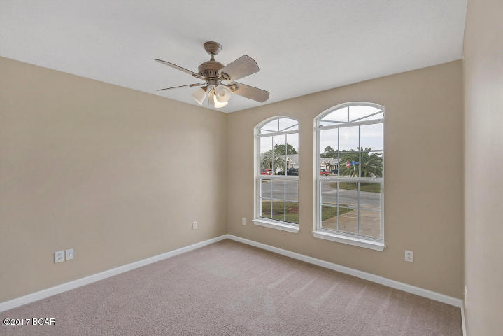 Palm Cove Phase I - Residential Lease