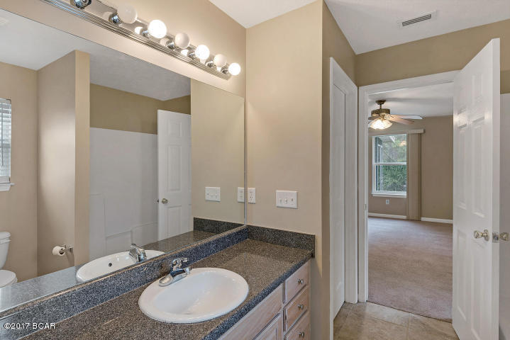 Palm Cove Phase I - Residential Lease