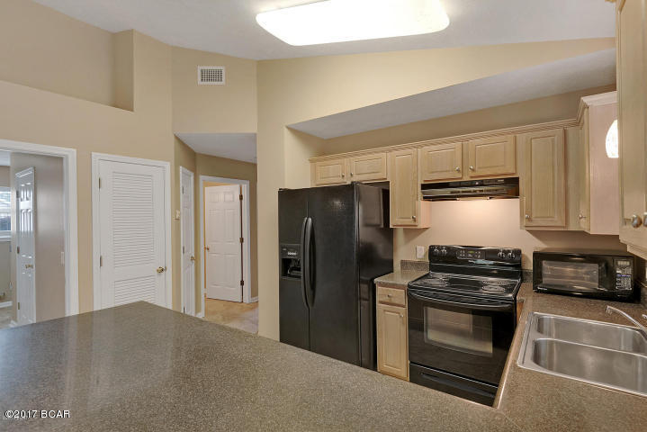 Palm Cove Phase I - Residential Lease