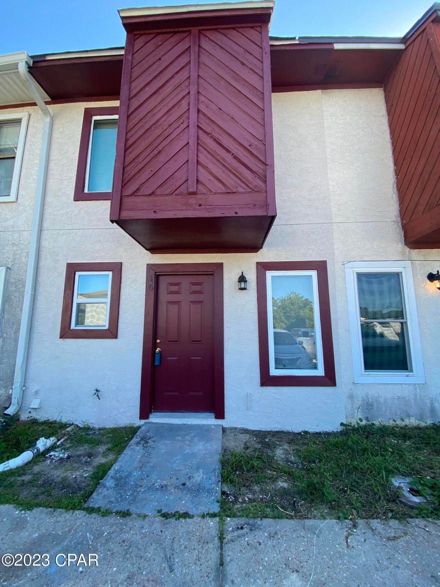 Totally renovated 2 bedroom 1.5 bathroom townhouse centrally located in St Andrews with no HOA fees.  The townhouse offers large living area, inside laundry and fenced in back yard with an open patio.  Close the beach, St Andrews Bay, Gulf Coast State College, FSU and much more.  Call to see today!