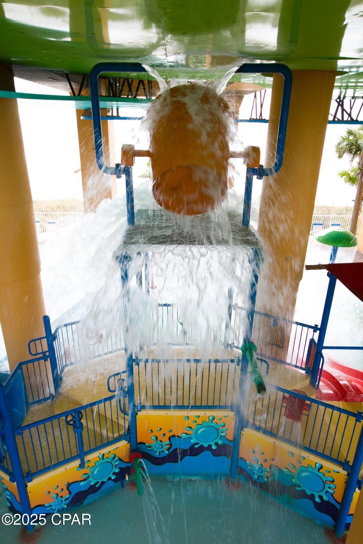 Splash Condo - Residential