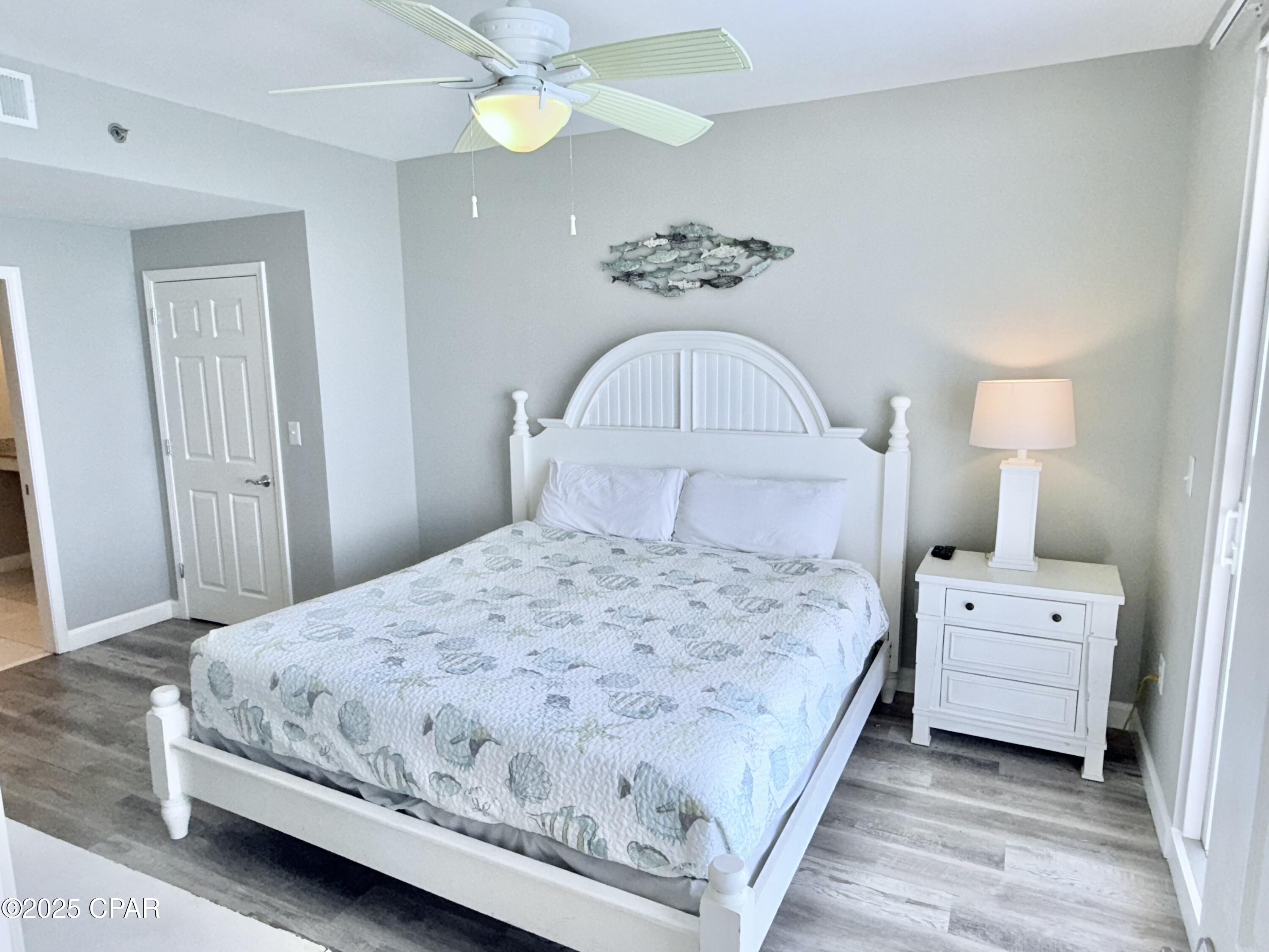 Splash Condo - Residential