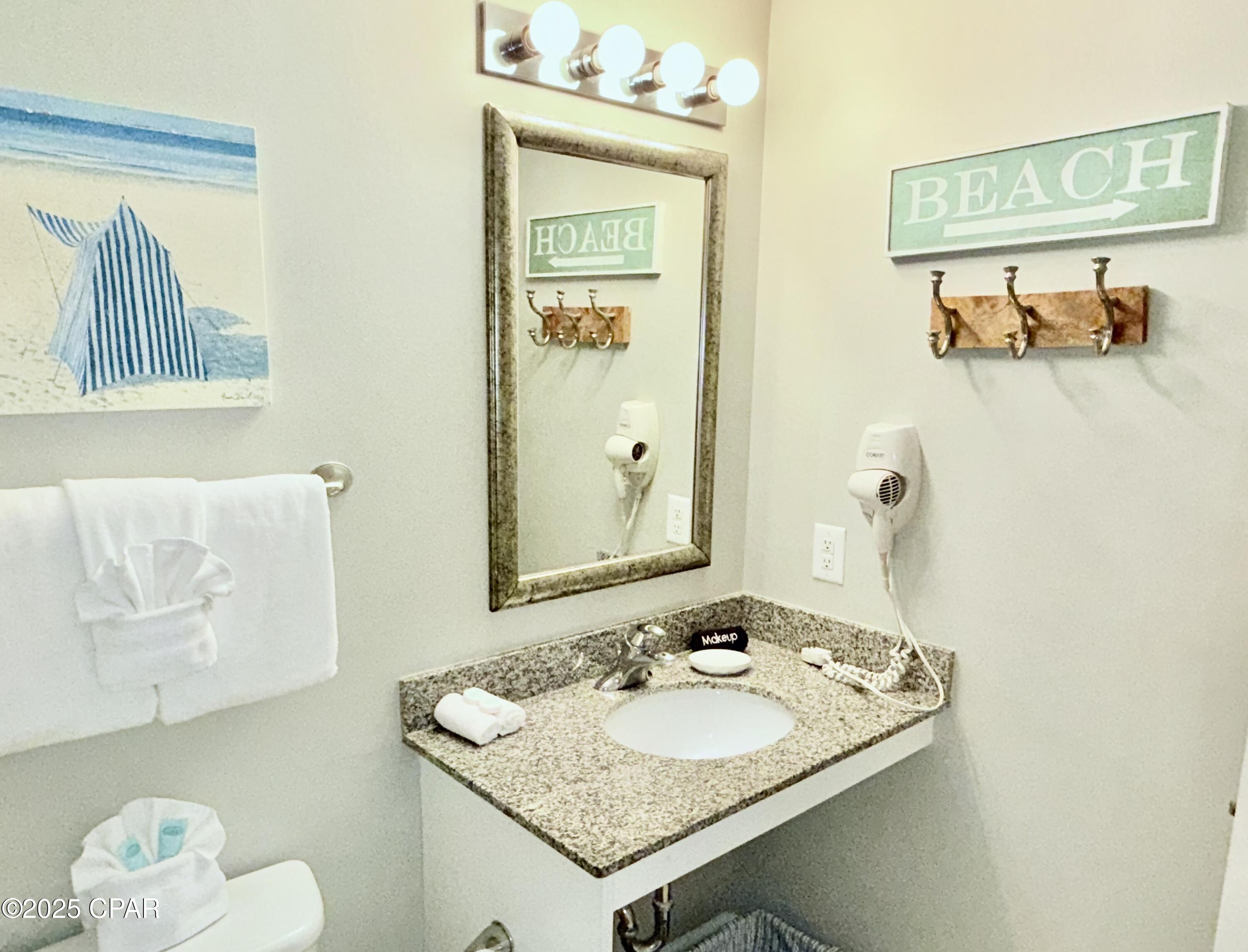 Splash Condo - Residential