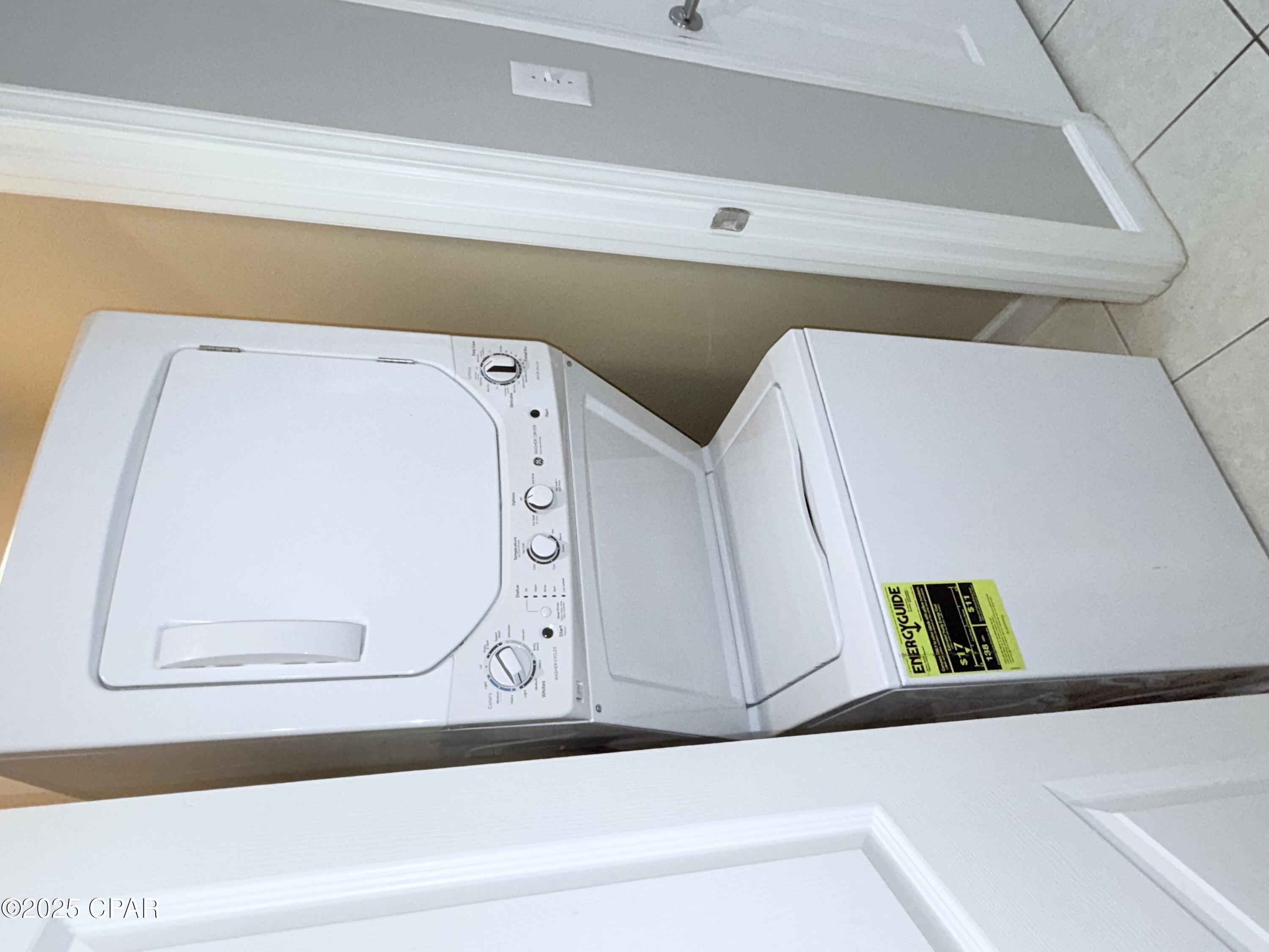 Splash Condo - Residential