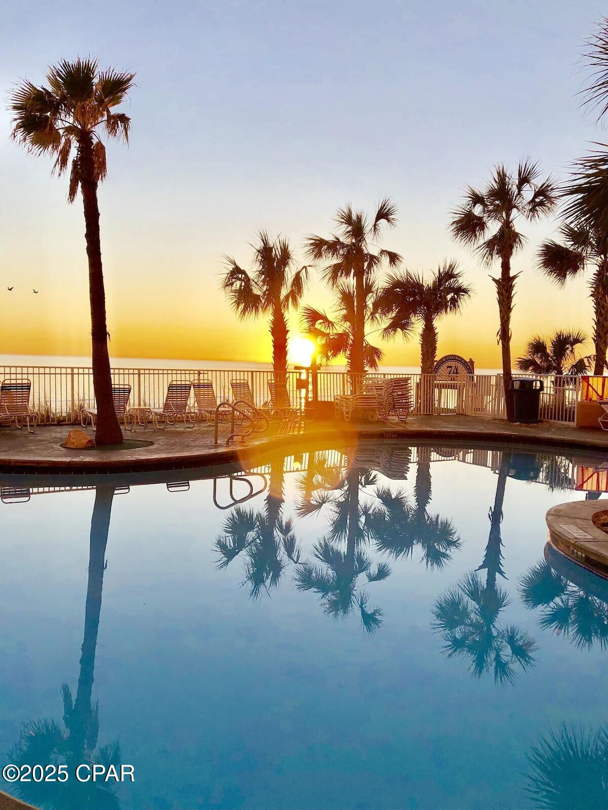 Splash Condo - Residential