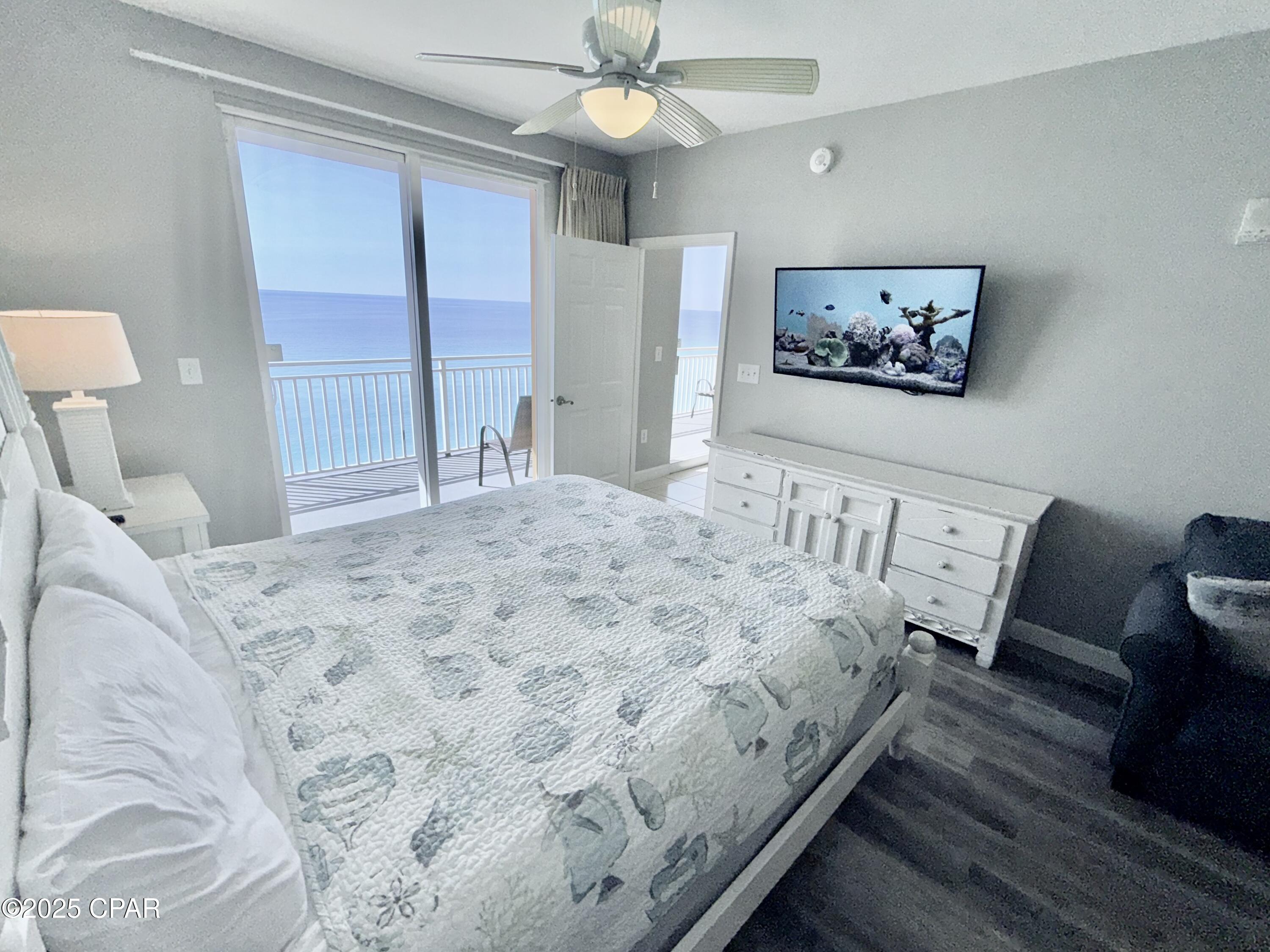 Splash Condo - Residential