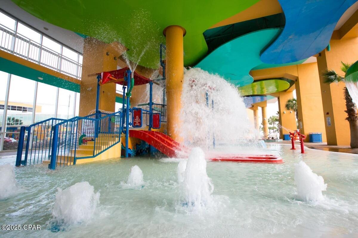 Splash Condo - Residential