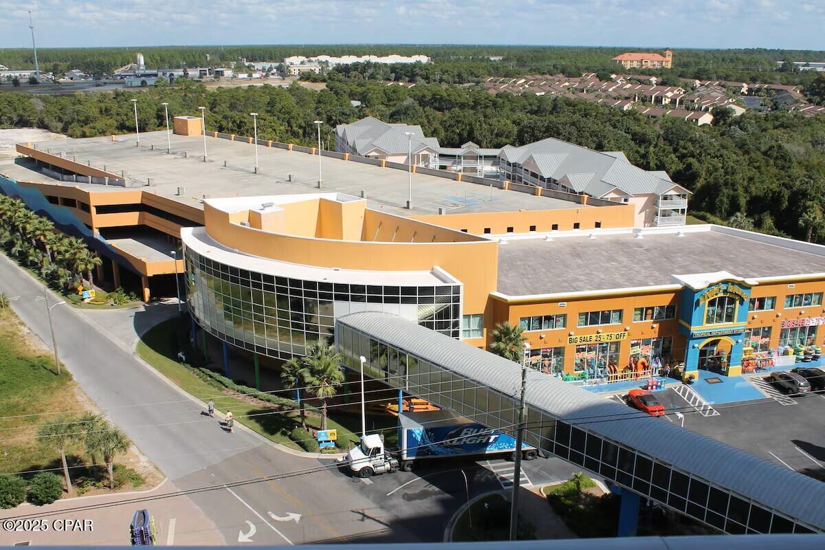 Splash Condo - Residential