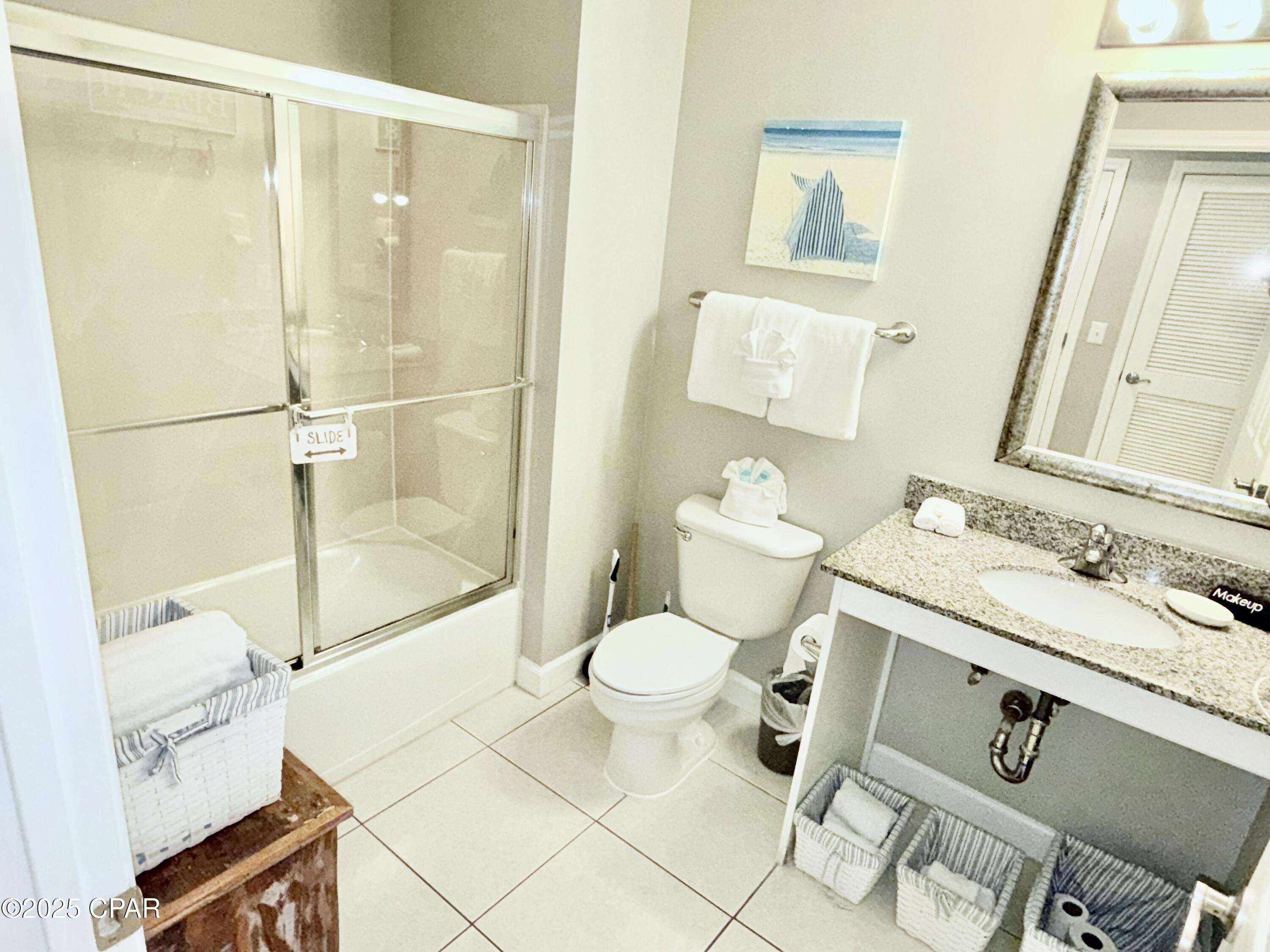 Splash Condo - Residential