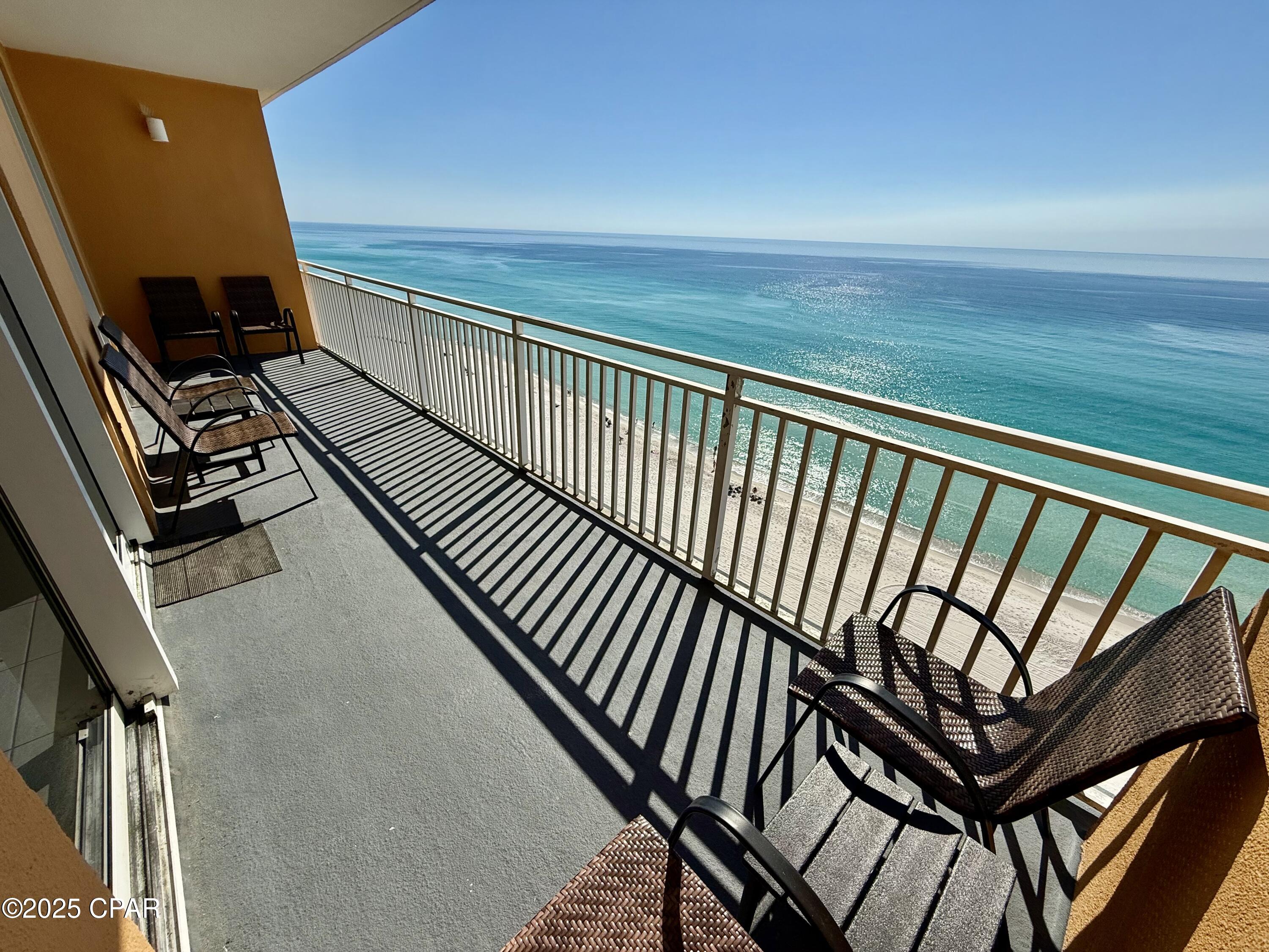 Splash Condo - Residential