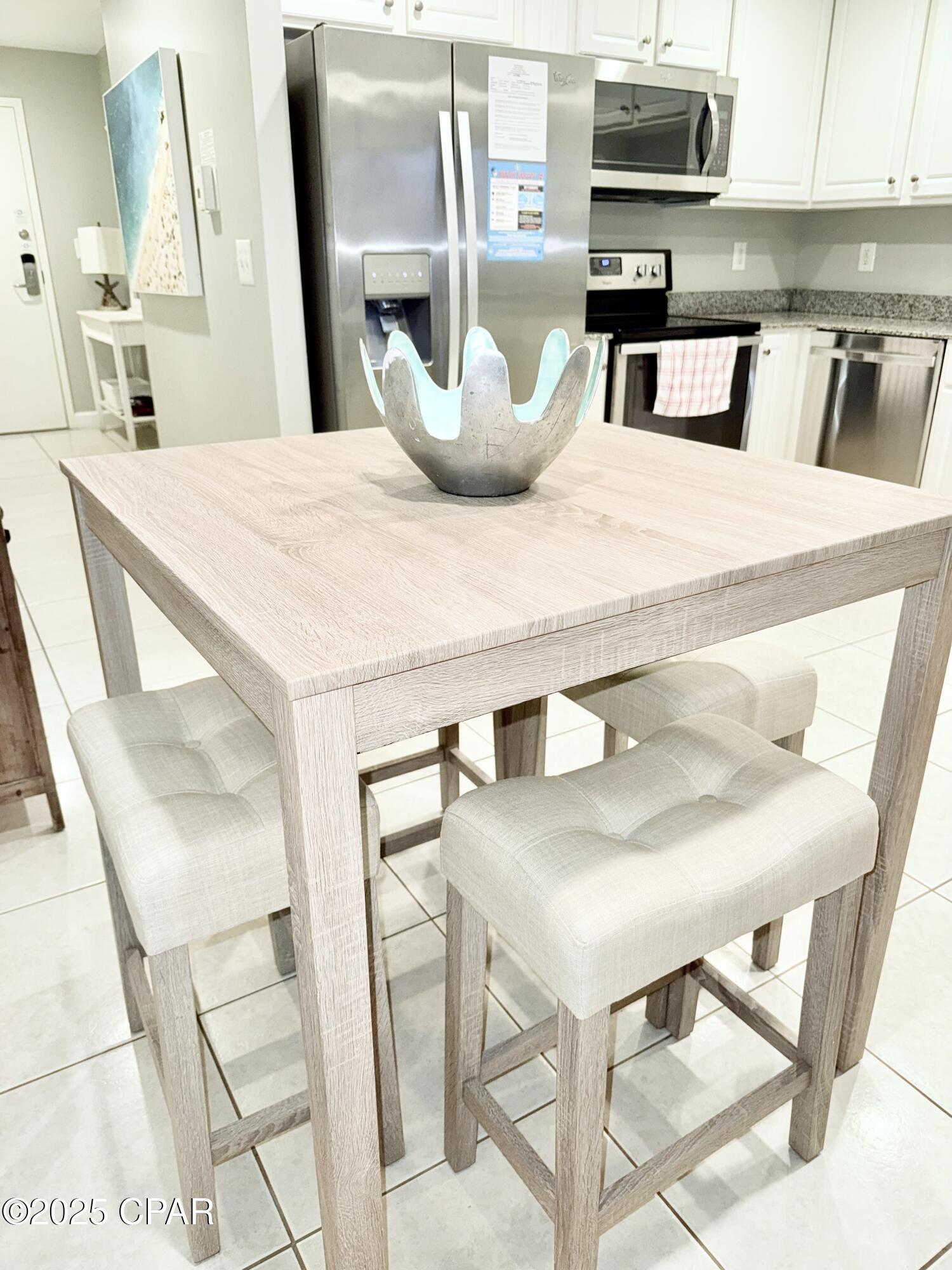 Splash Condo - Residential