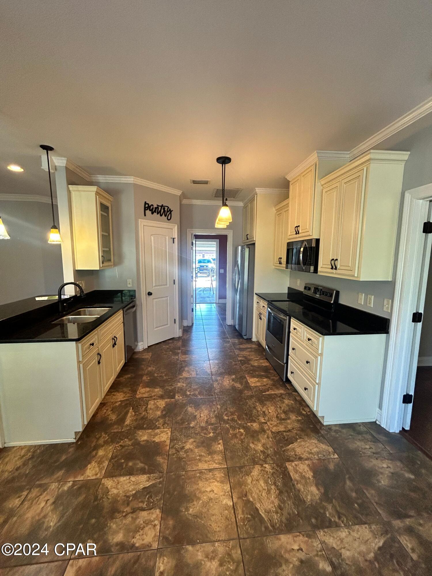 [No Recorded Subdiv] - Residential Lease