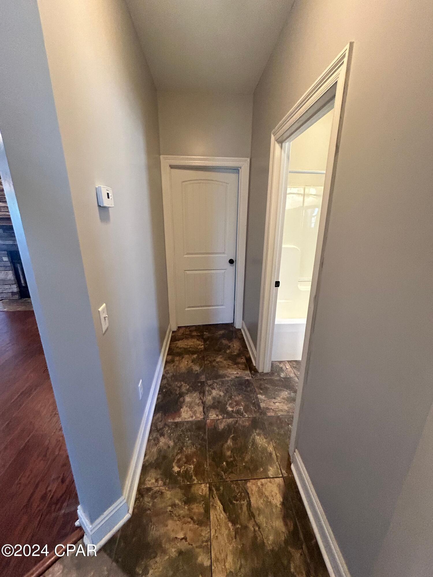 [No Recorded Subdiv] - Residential Lease