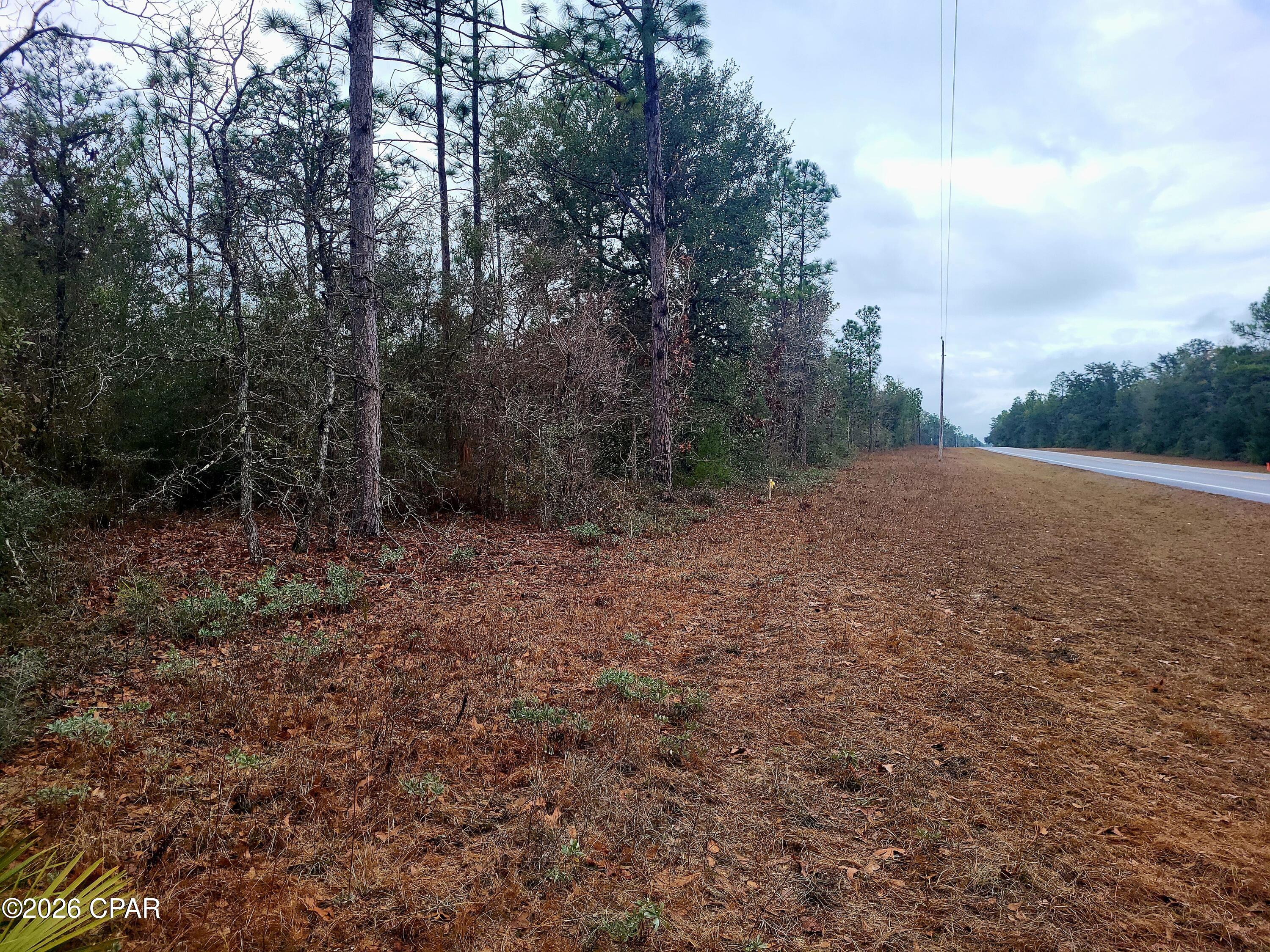 Compass Lake In The Hills - Land