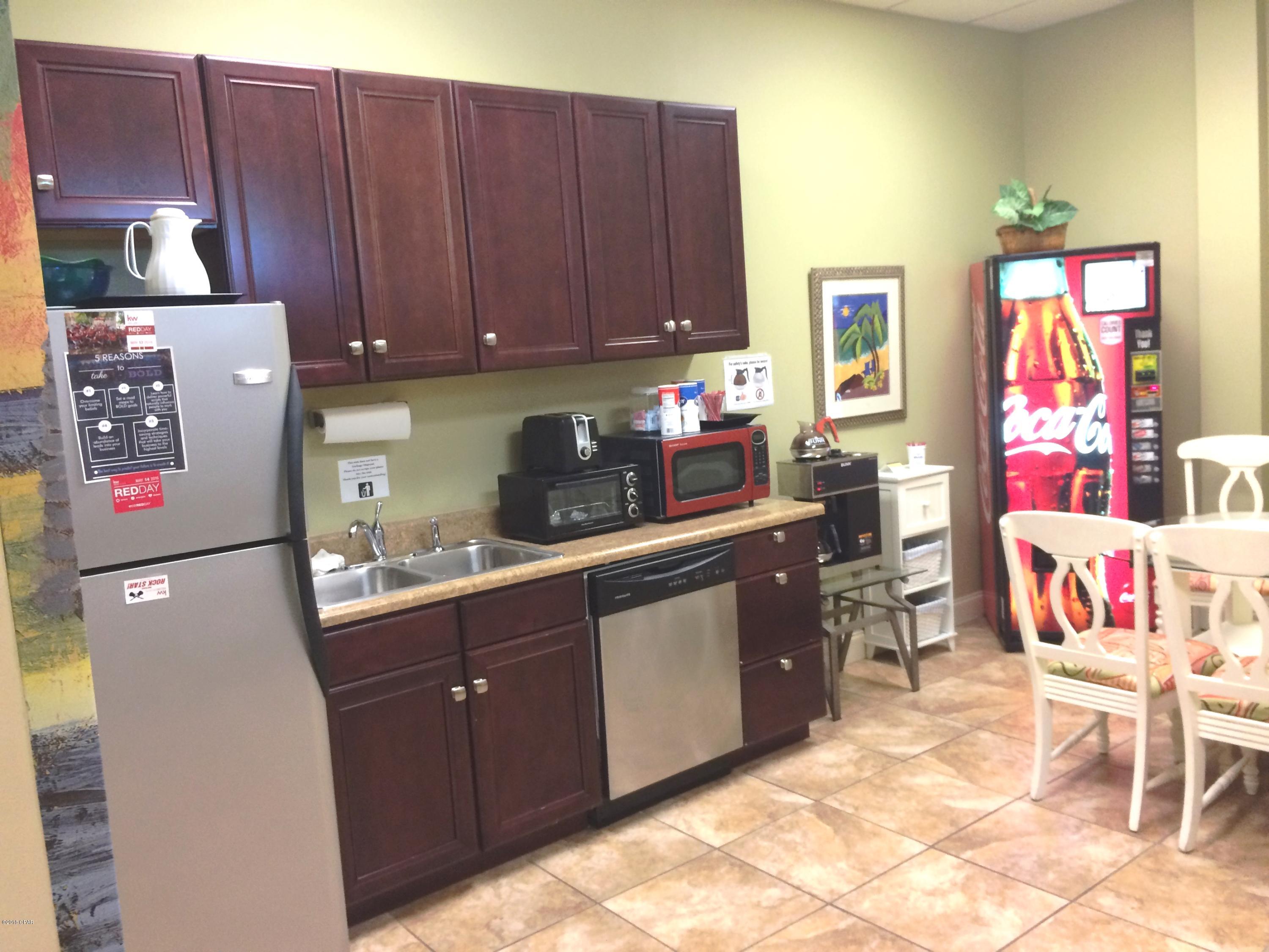 No Named Subdivision - Commercial Lease