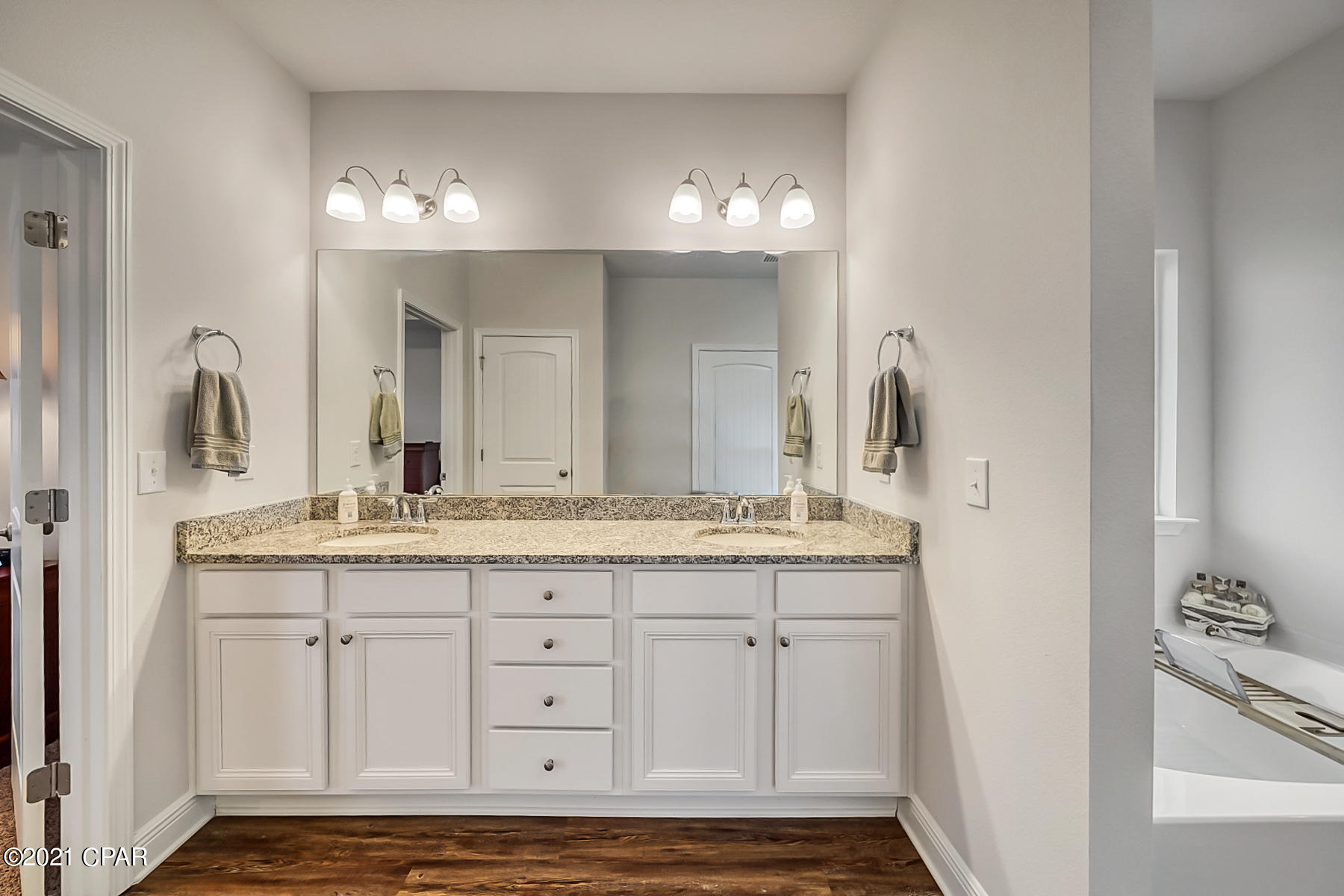 Fanning Bayou - Residential