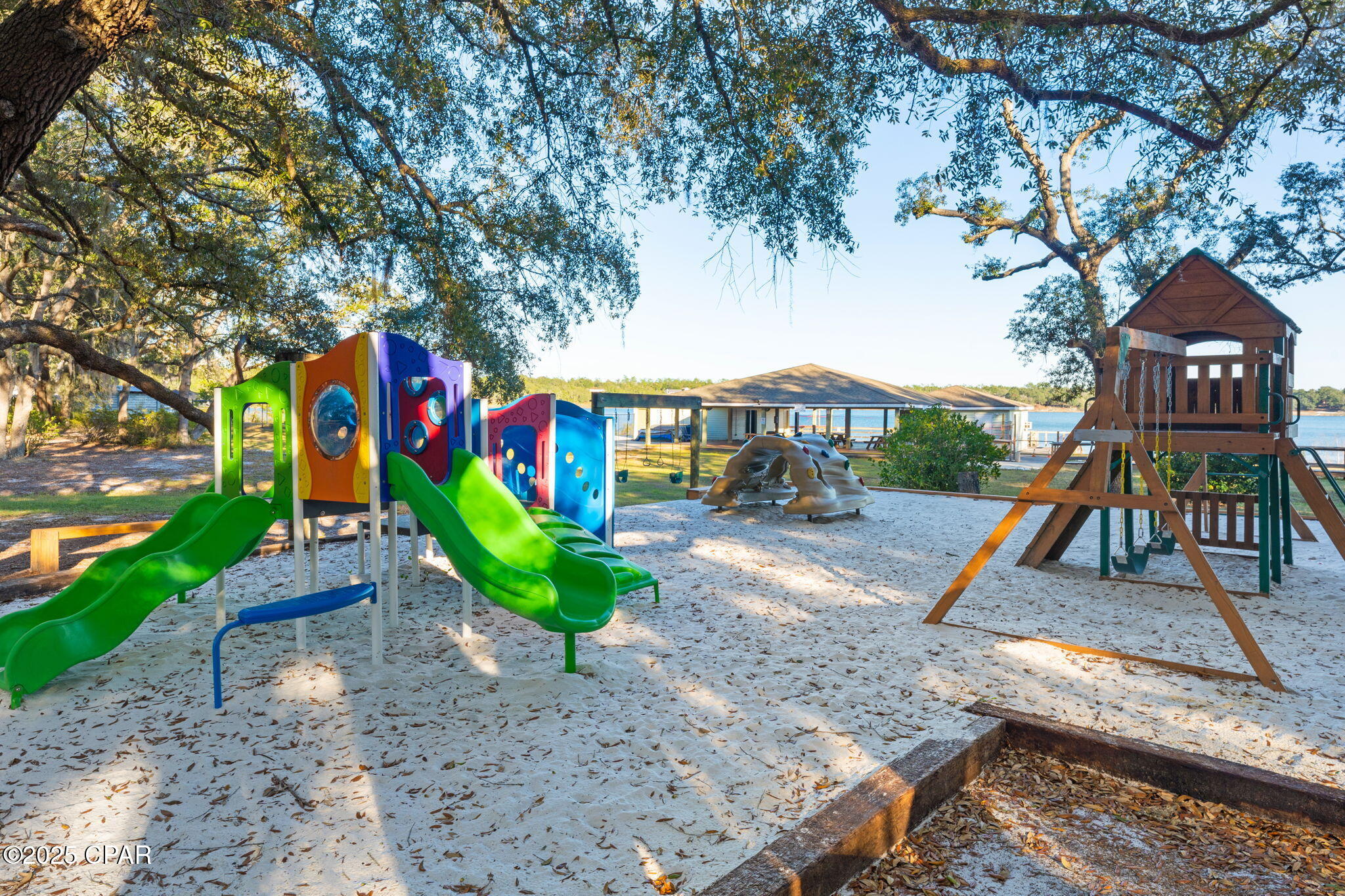 Leisure Lakes - Residential