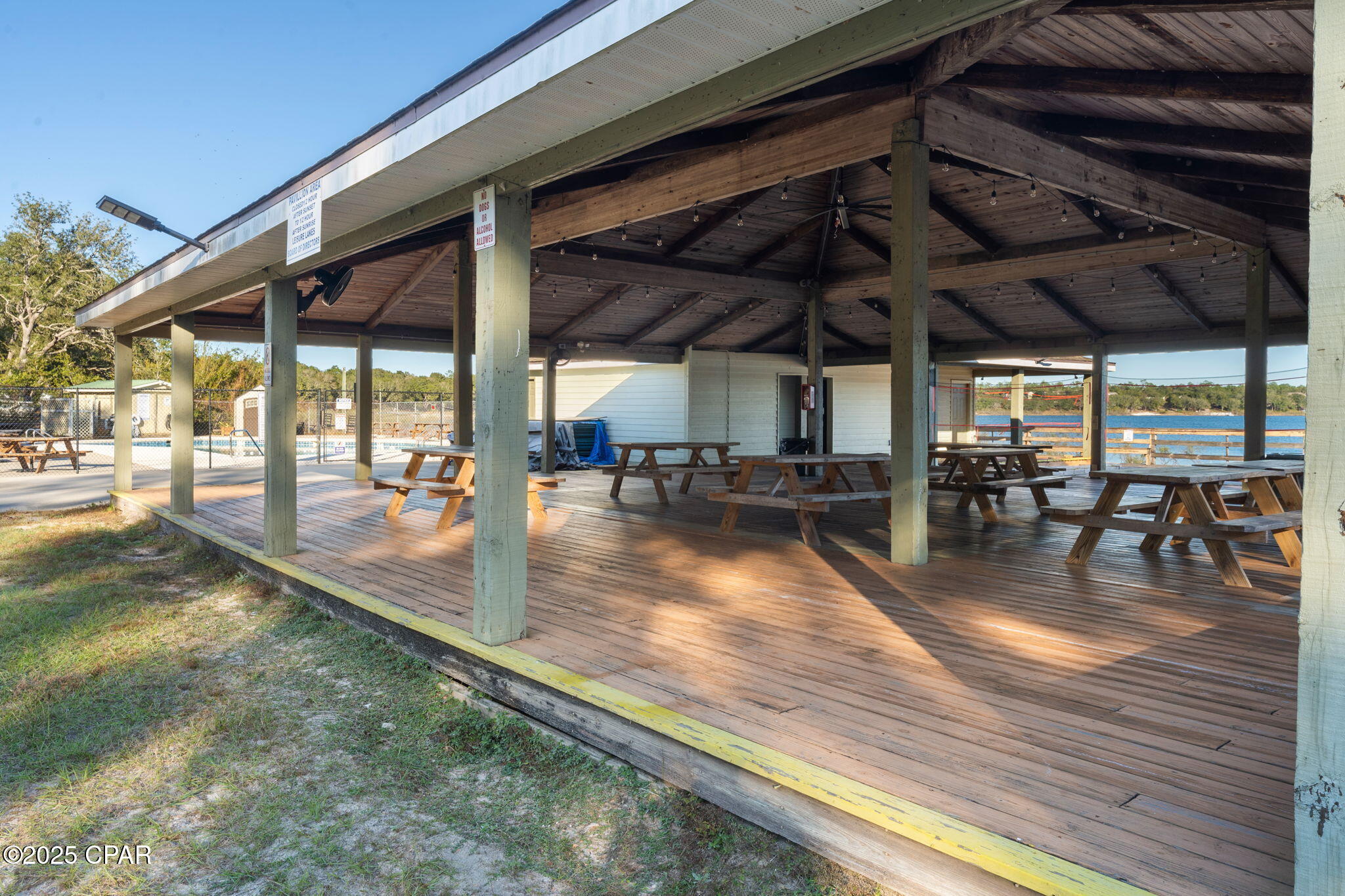 Leisure Lakes - Residential