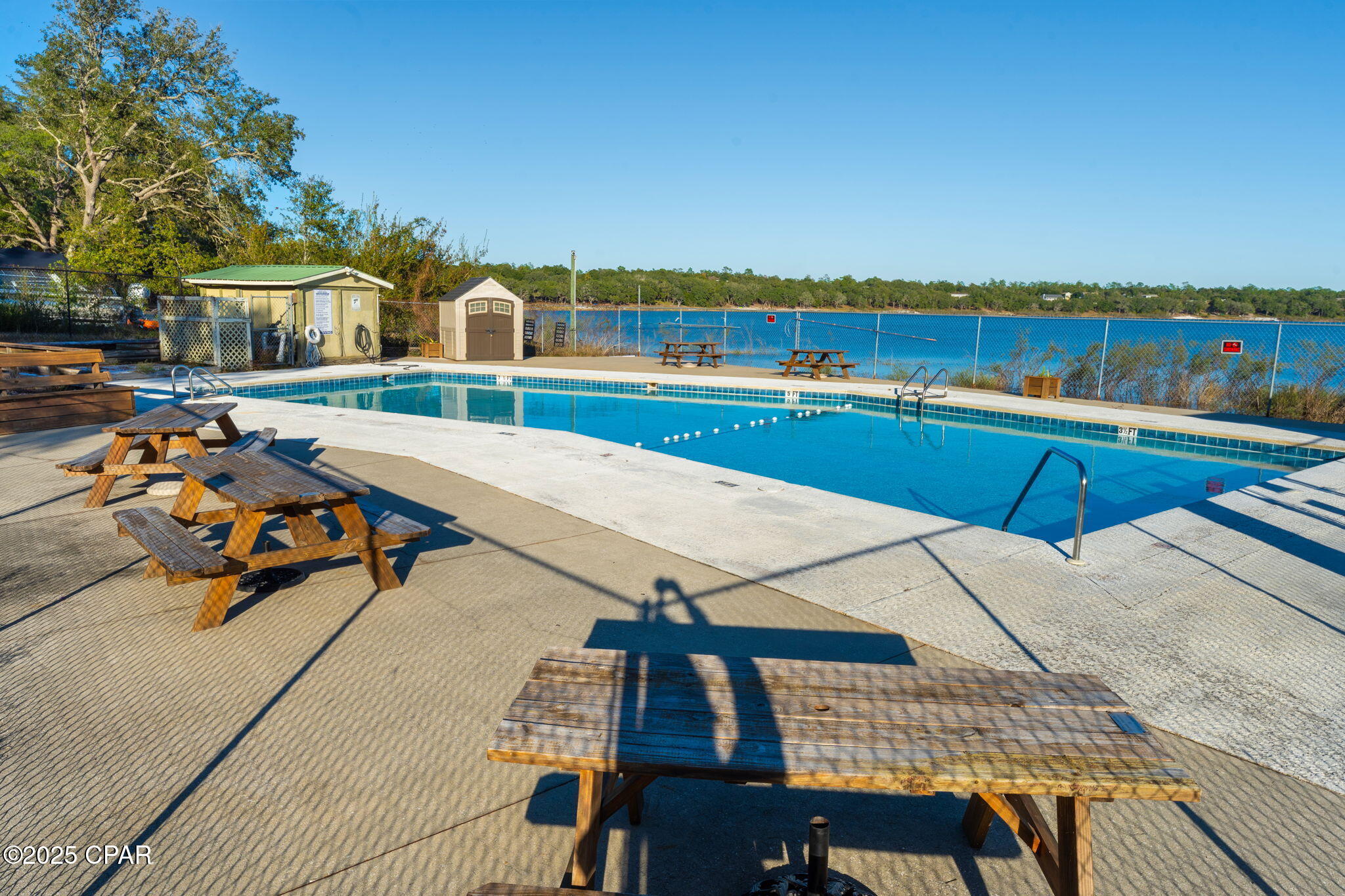 Leisure Lakes - Residential