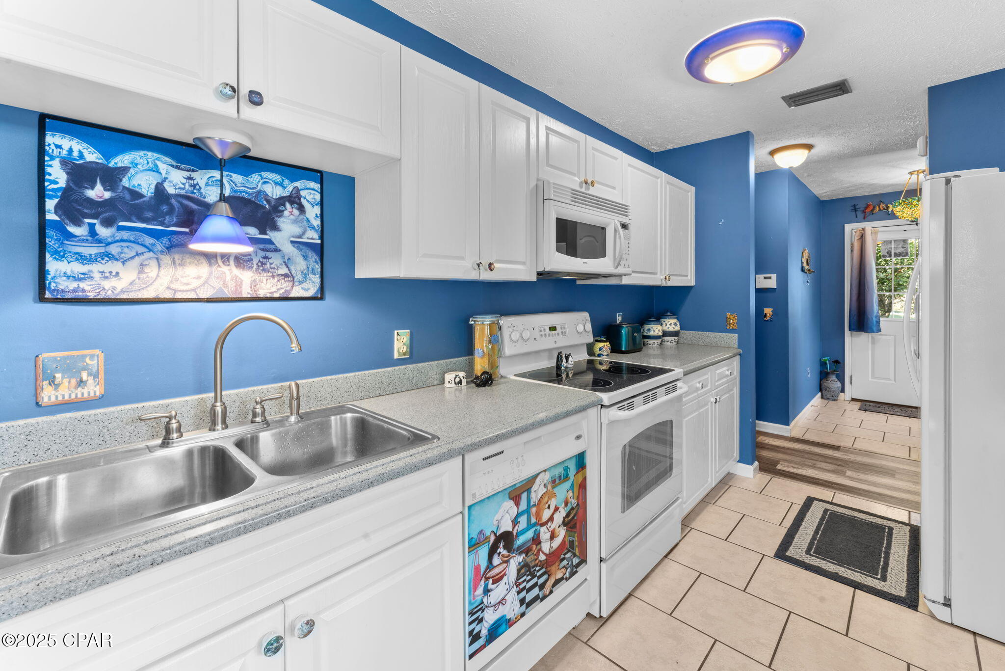 Leisure Lakes - Residential