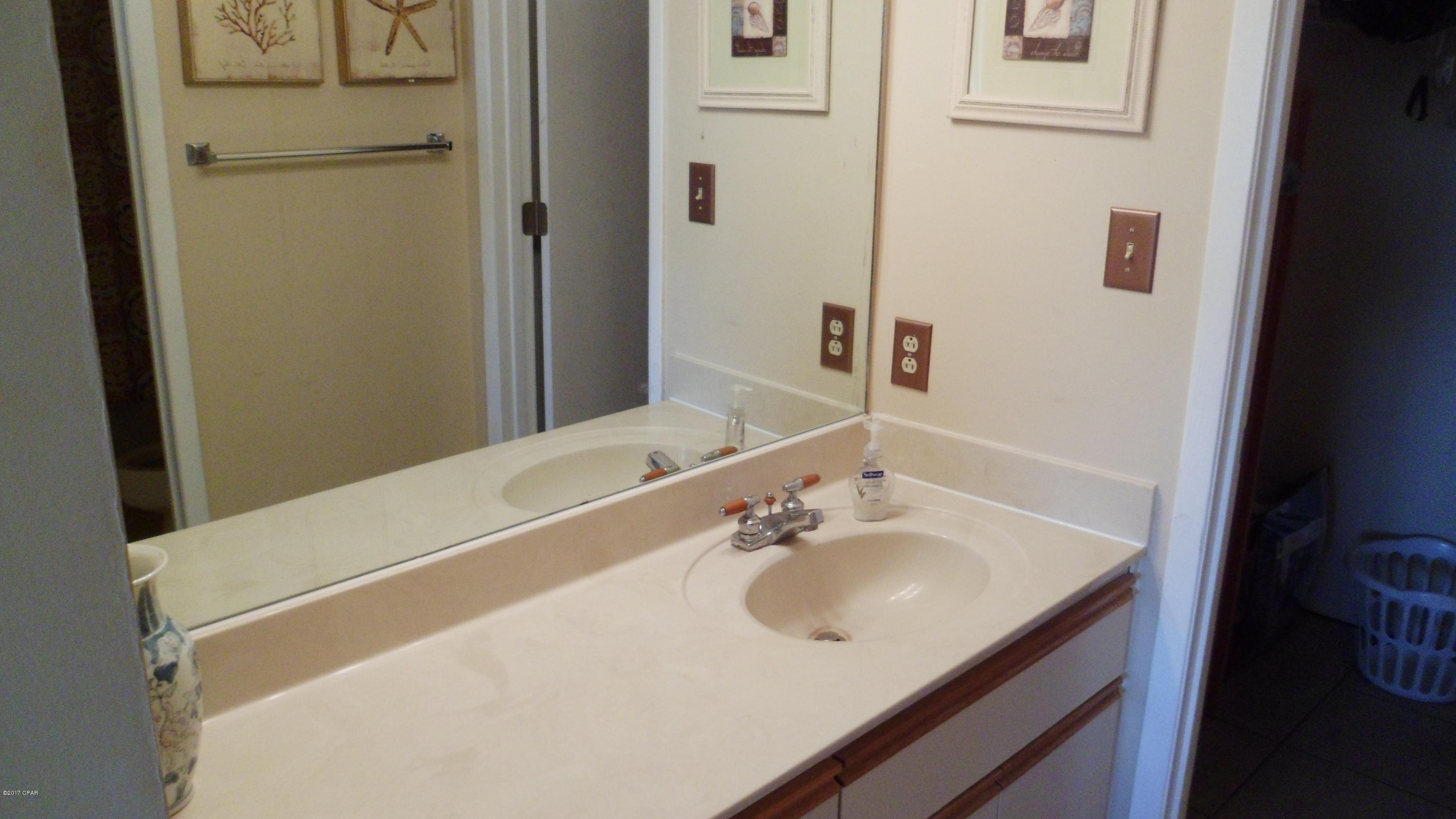 Edgewater Golf Villas III - Residential