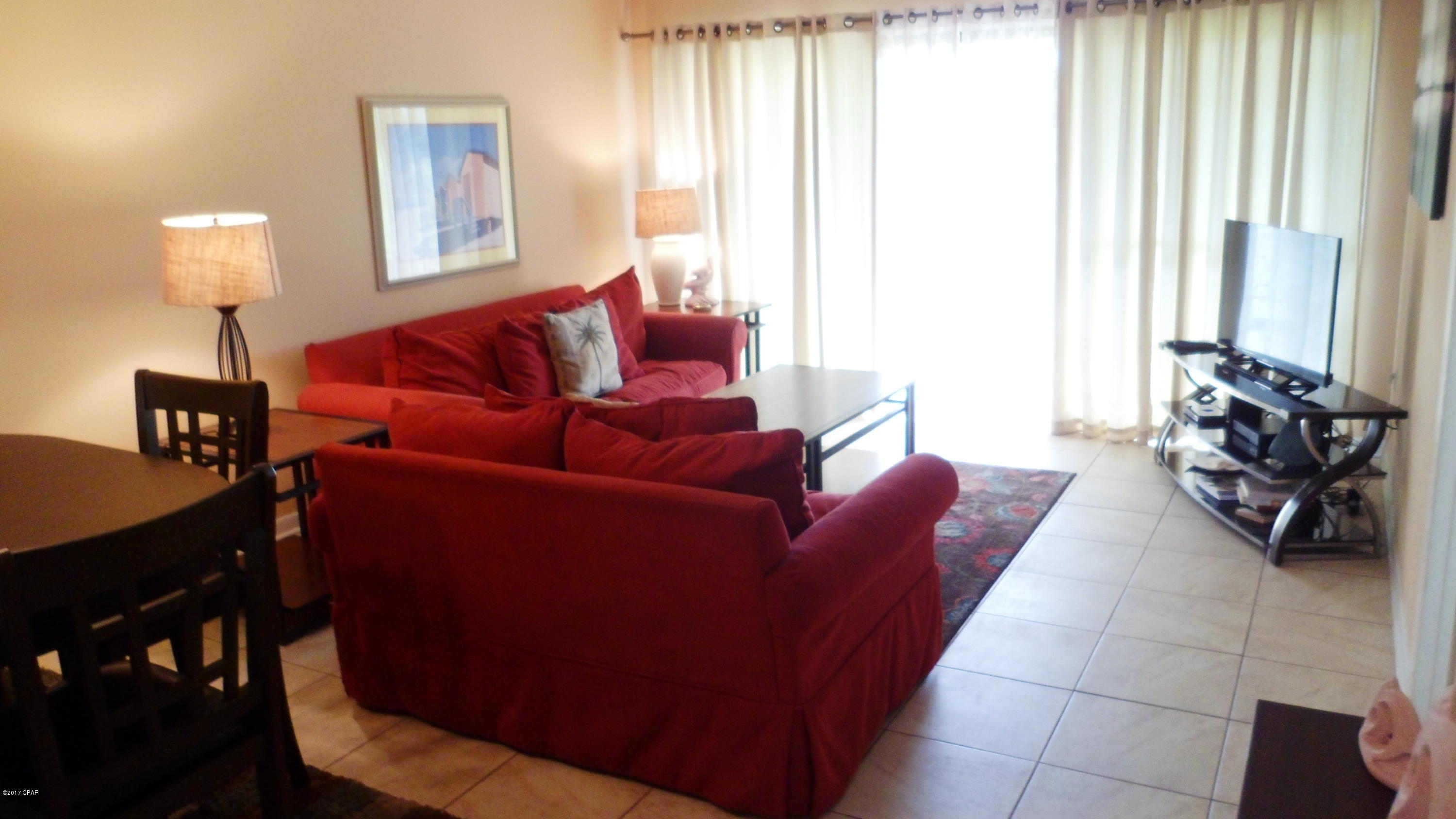 Edgewater Golf Villas III - Residential