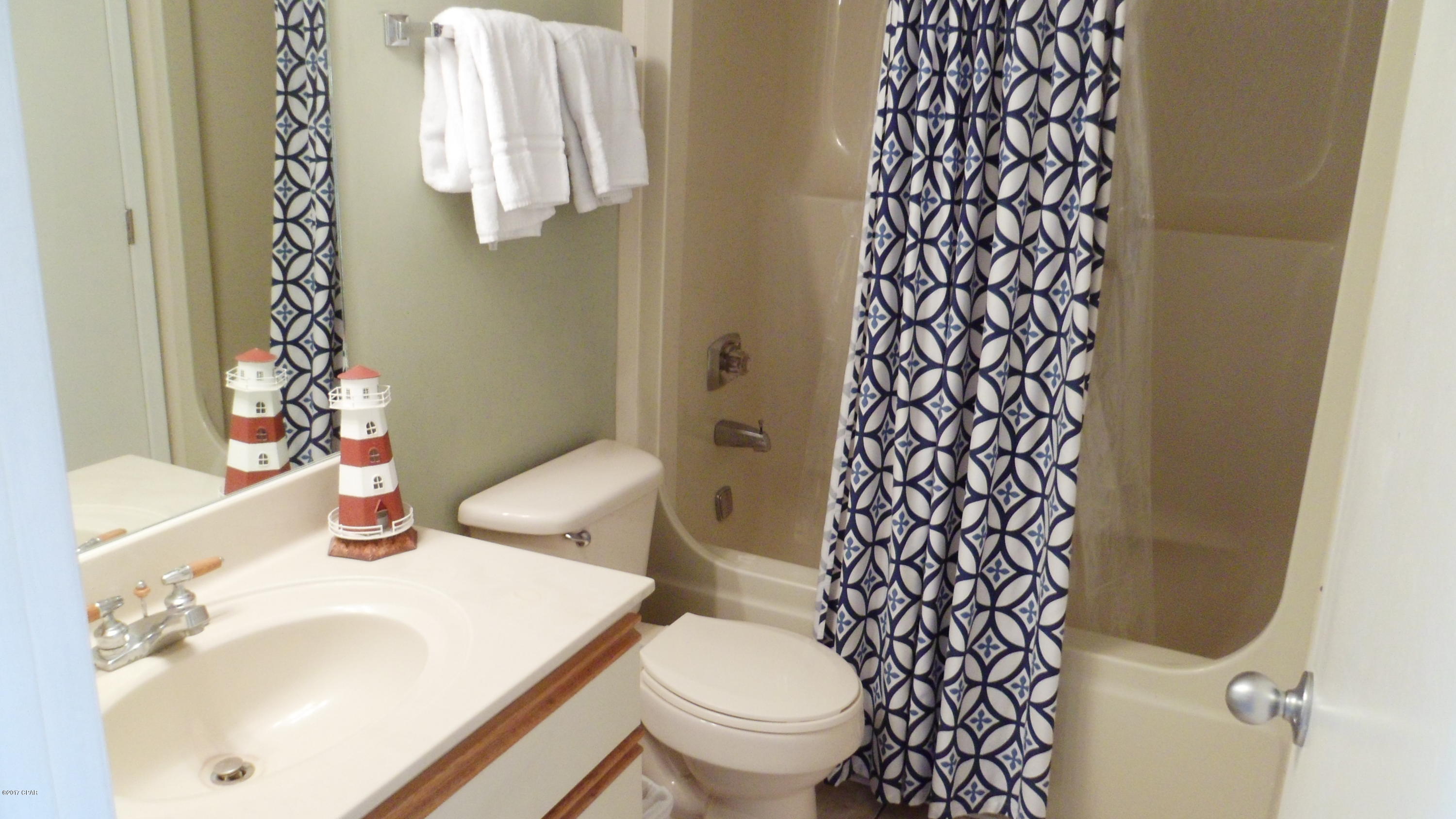 Edgewater Golf Villas III - Residential