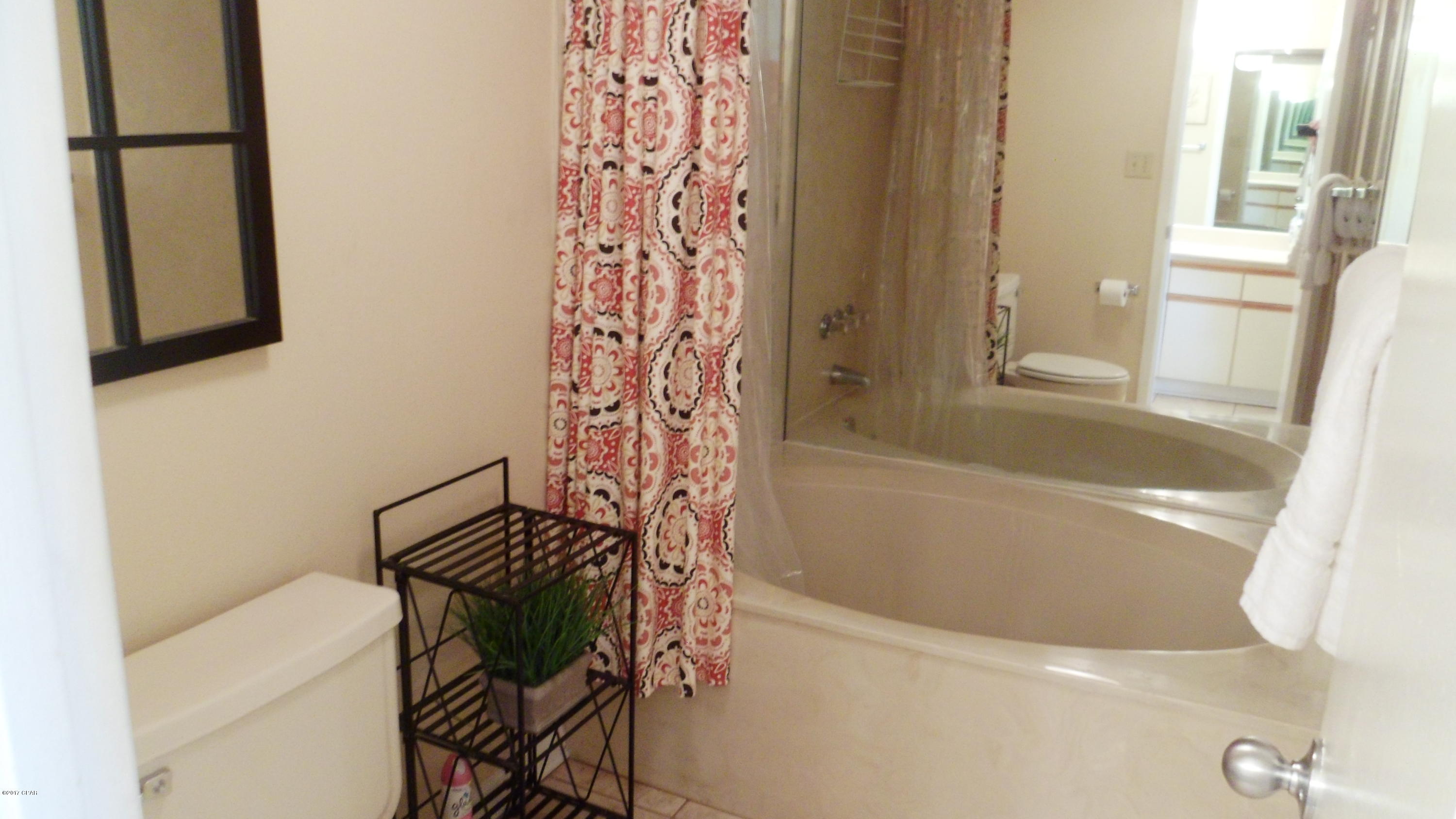 Edgewater Golf Villas III - Residential