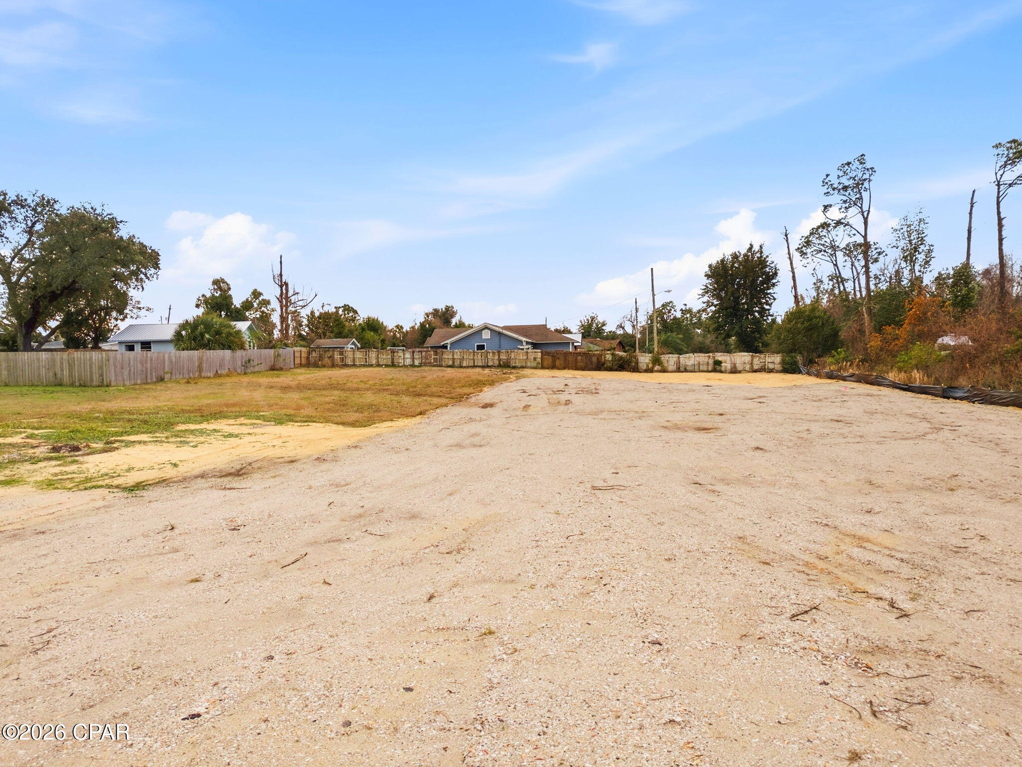 Jinks Sub U-1 - Land