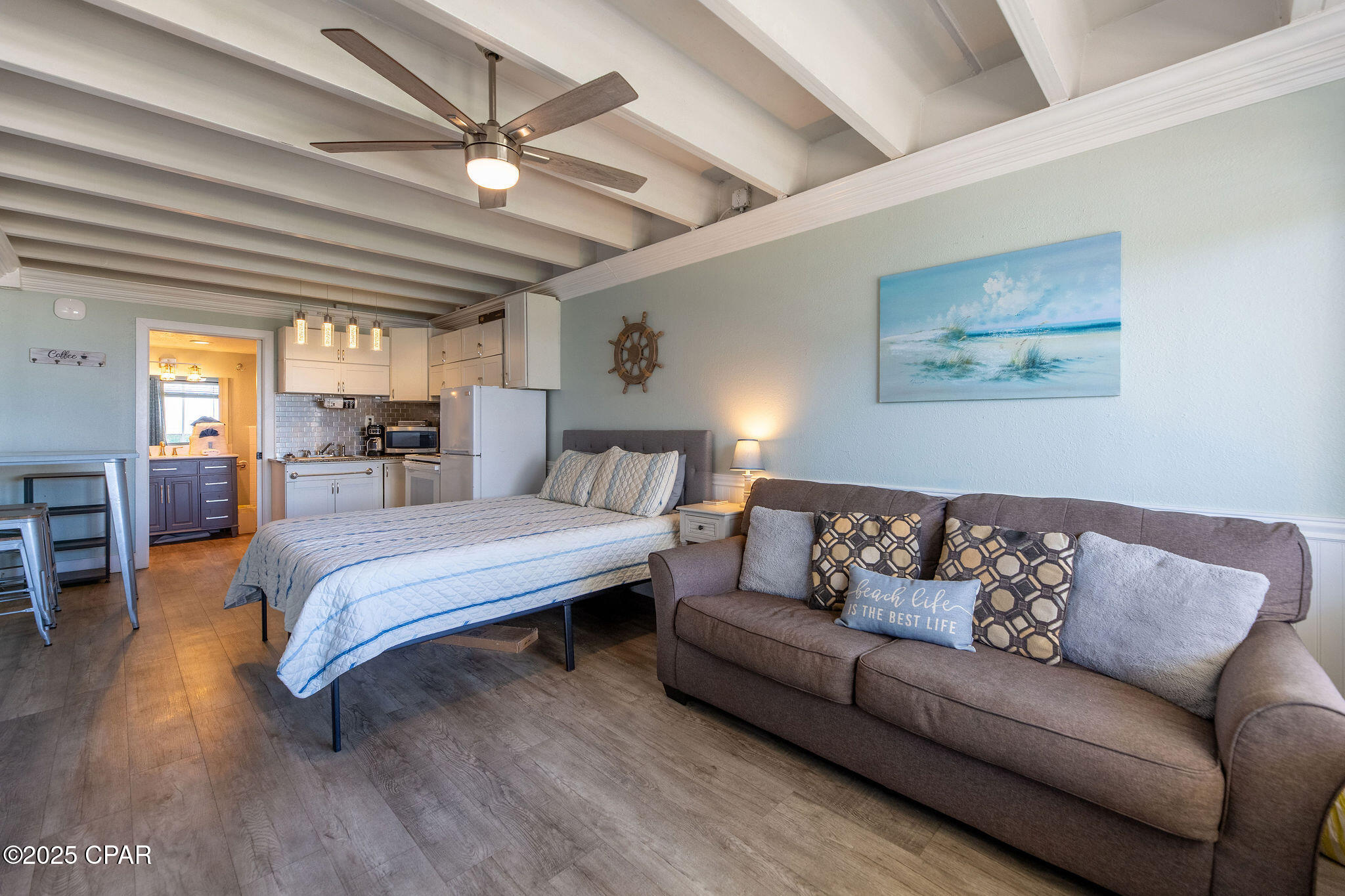 Fontainebleau Terrace - Residential