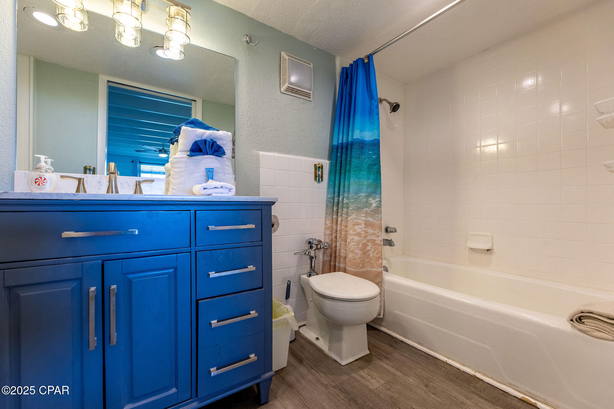 Fontainebleau Terrace - Residential