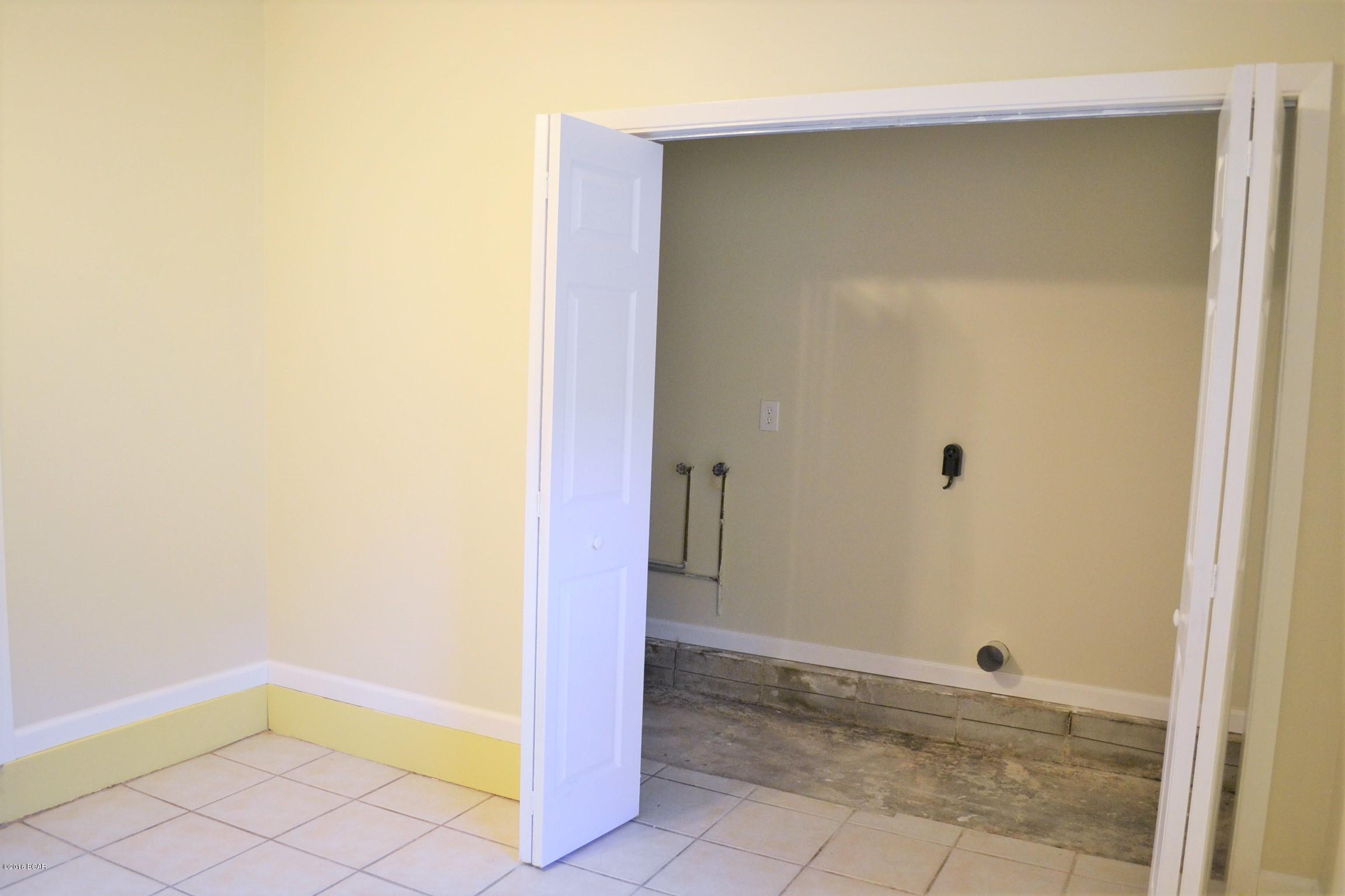 College Village Unit 1 - Residential