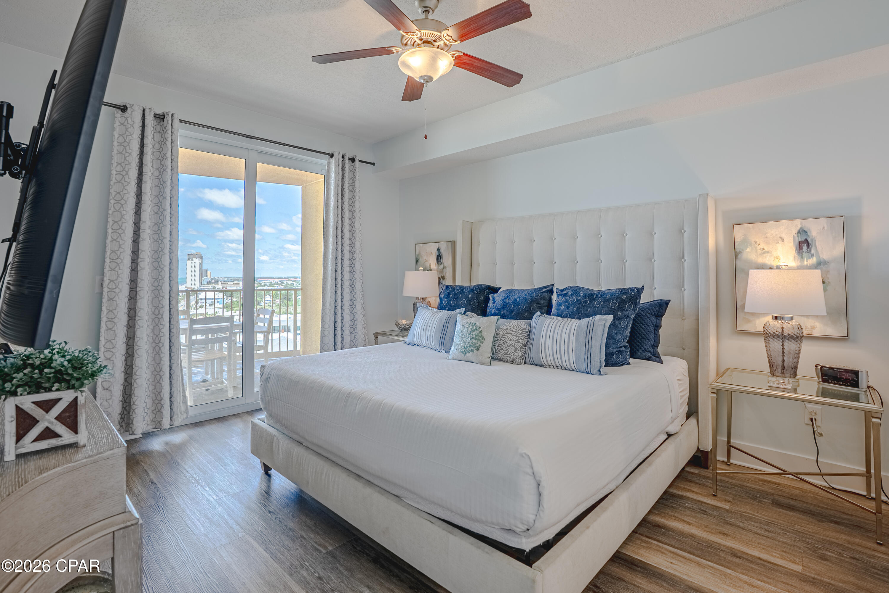 Calypso Towers III - Residential