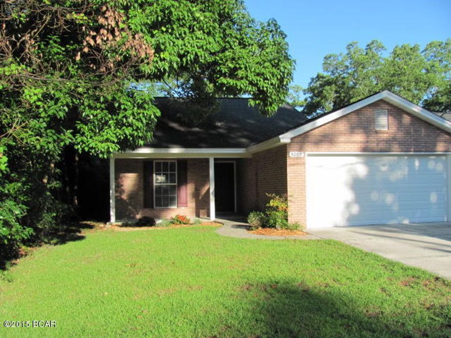 Highland Park - 3 bedroom, 2 bath brick home with fenced backyard. Home features open living area, split bedrooms and 2 car garage. Pets negotiable.