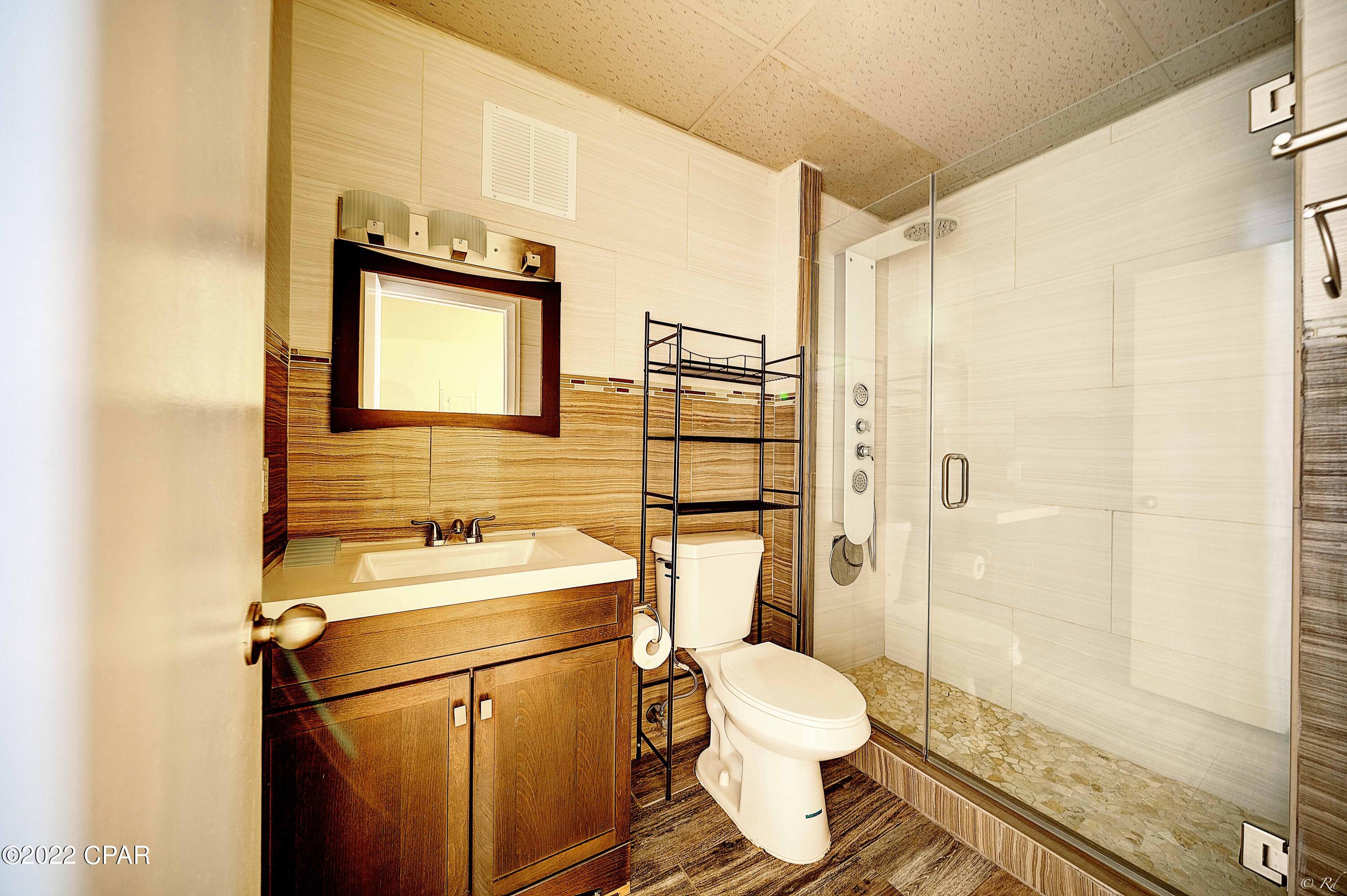 Bay Club Condo Ph 1 - Residential