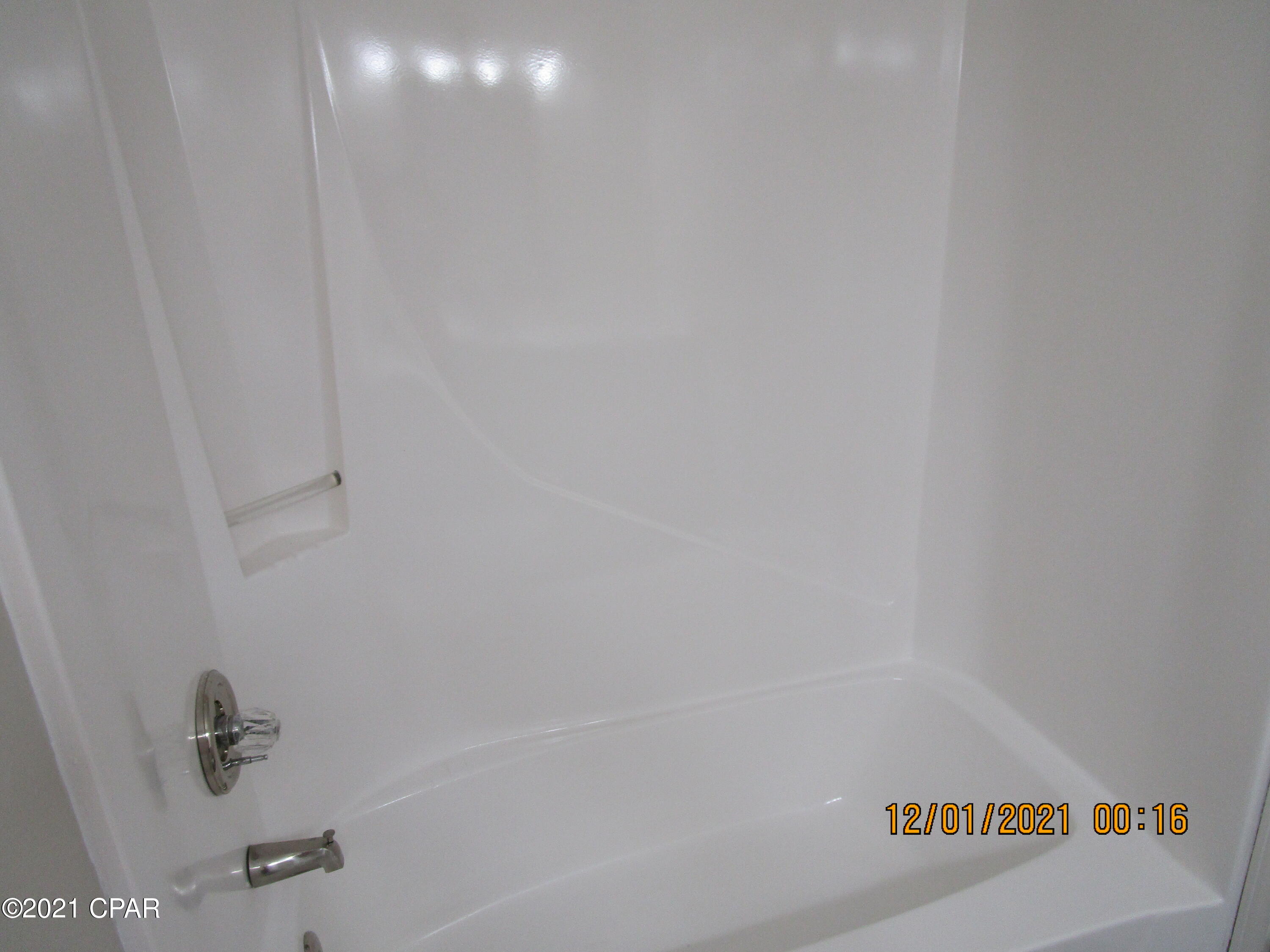 [No Recorded Subdiv] - Residential Lease