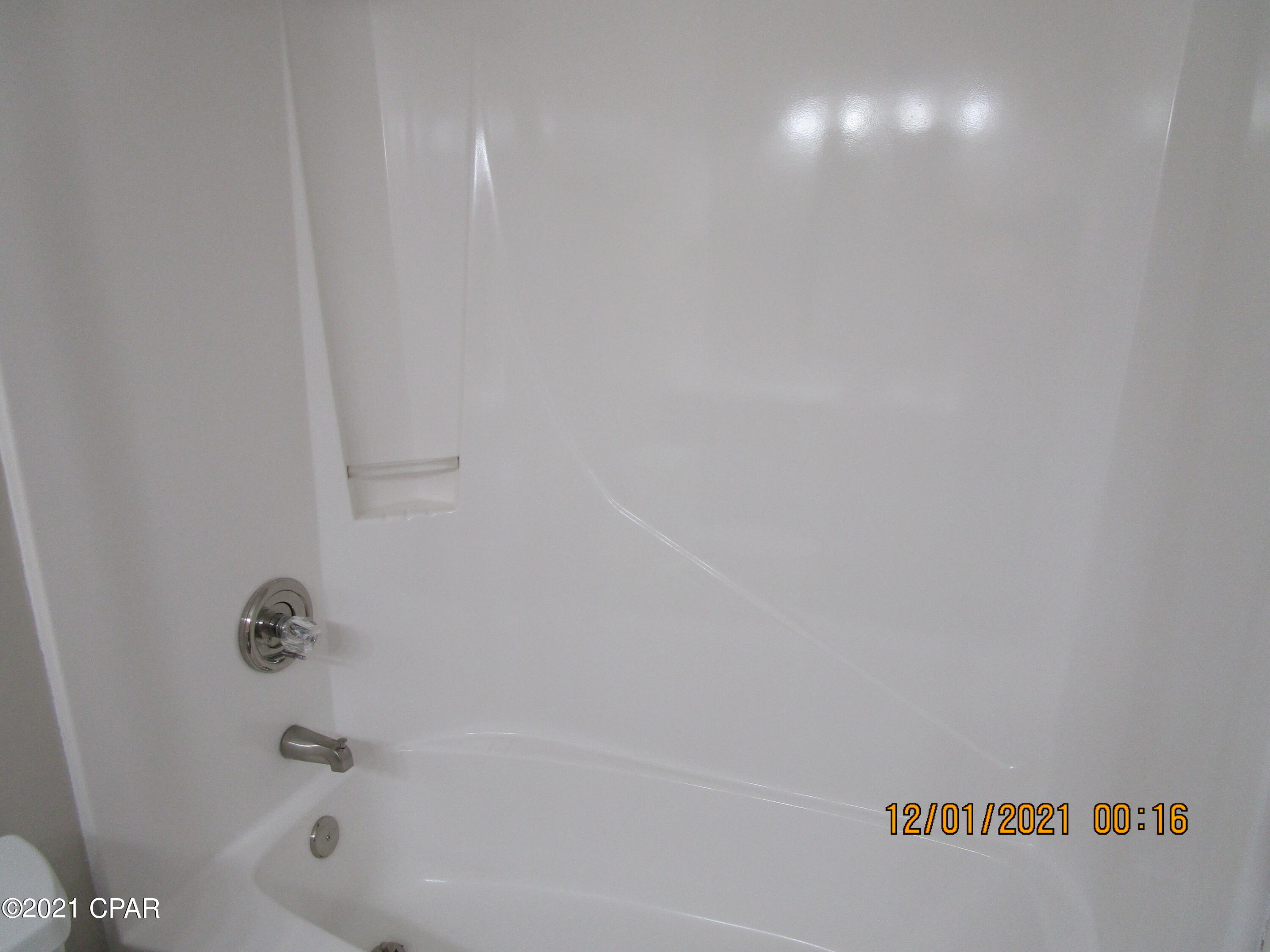 [No Recorded Subdiv] - Residential Lease