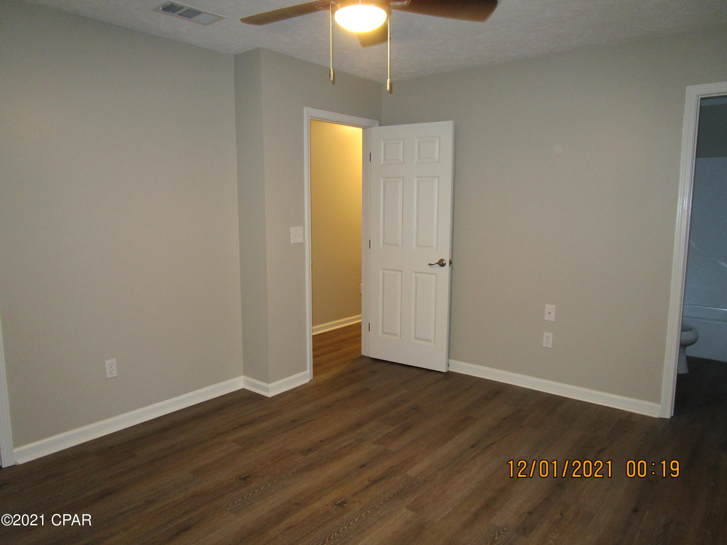 [No Recorded Subdiv] - Residential Lease