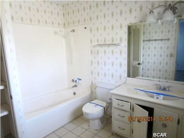 Baywood Shores Estates - Residential