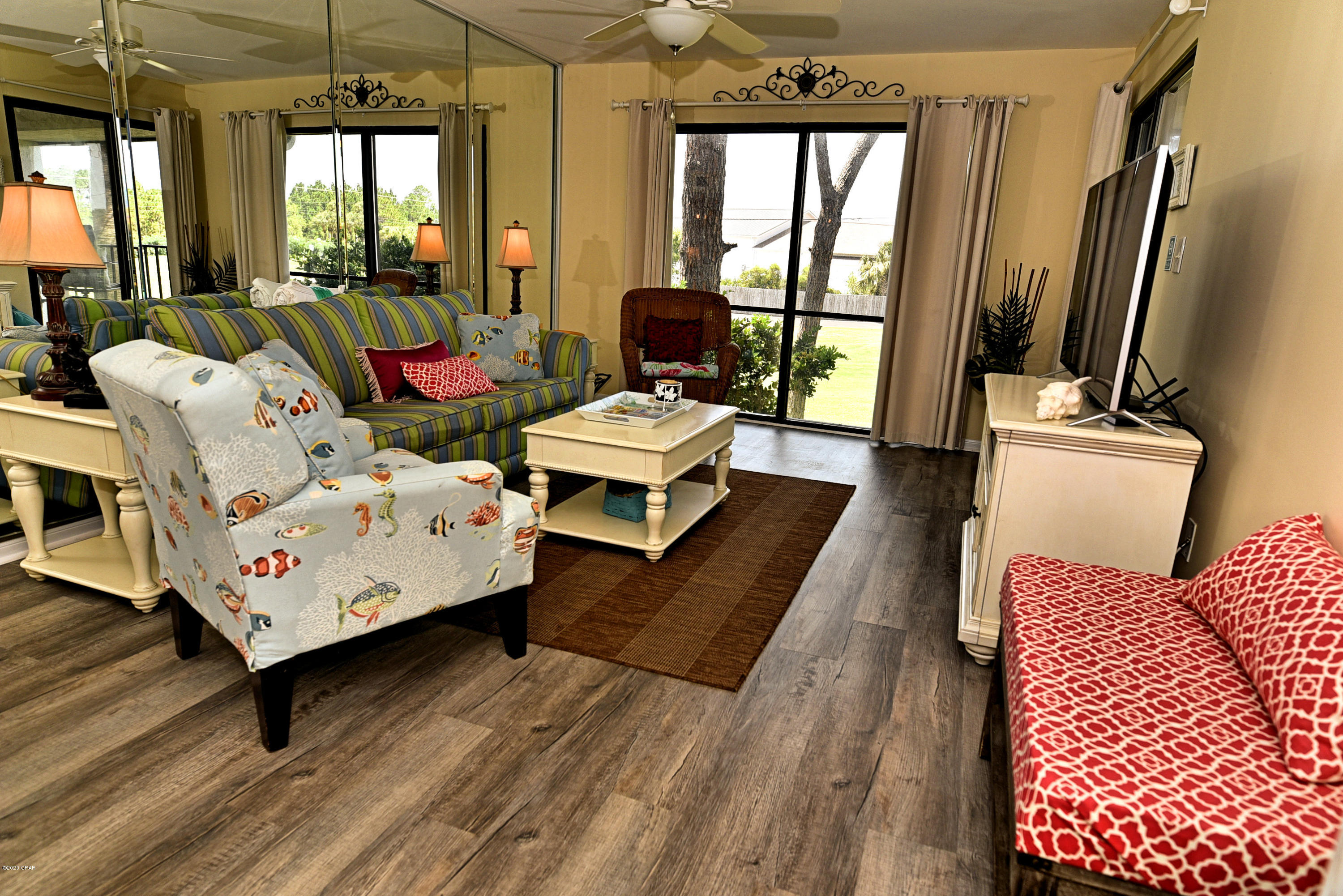 Edgewater Golf Villas V-B - Residential