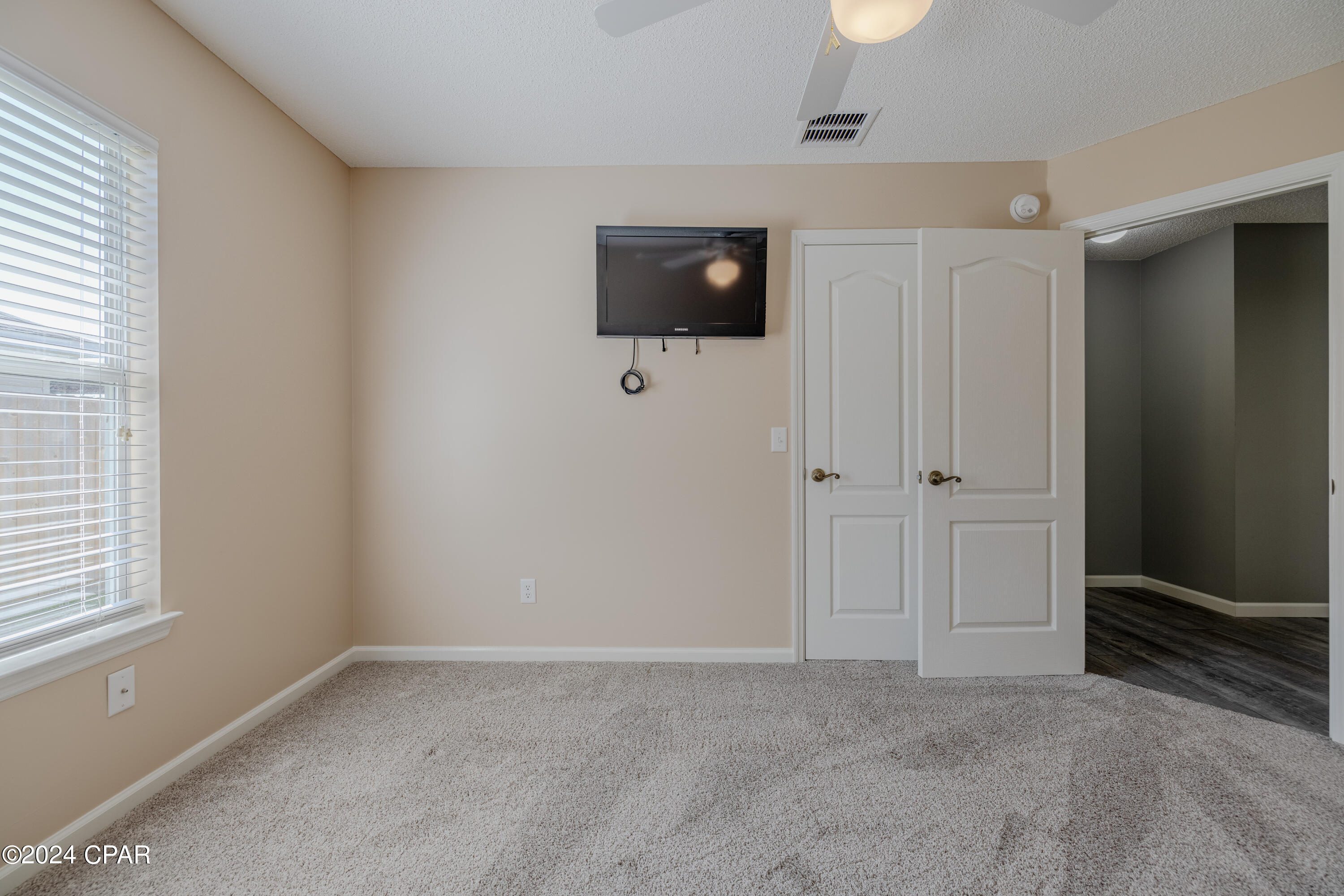 Highway 22 West Estates - Residential