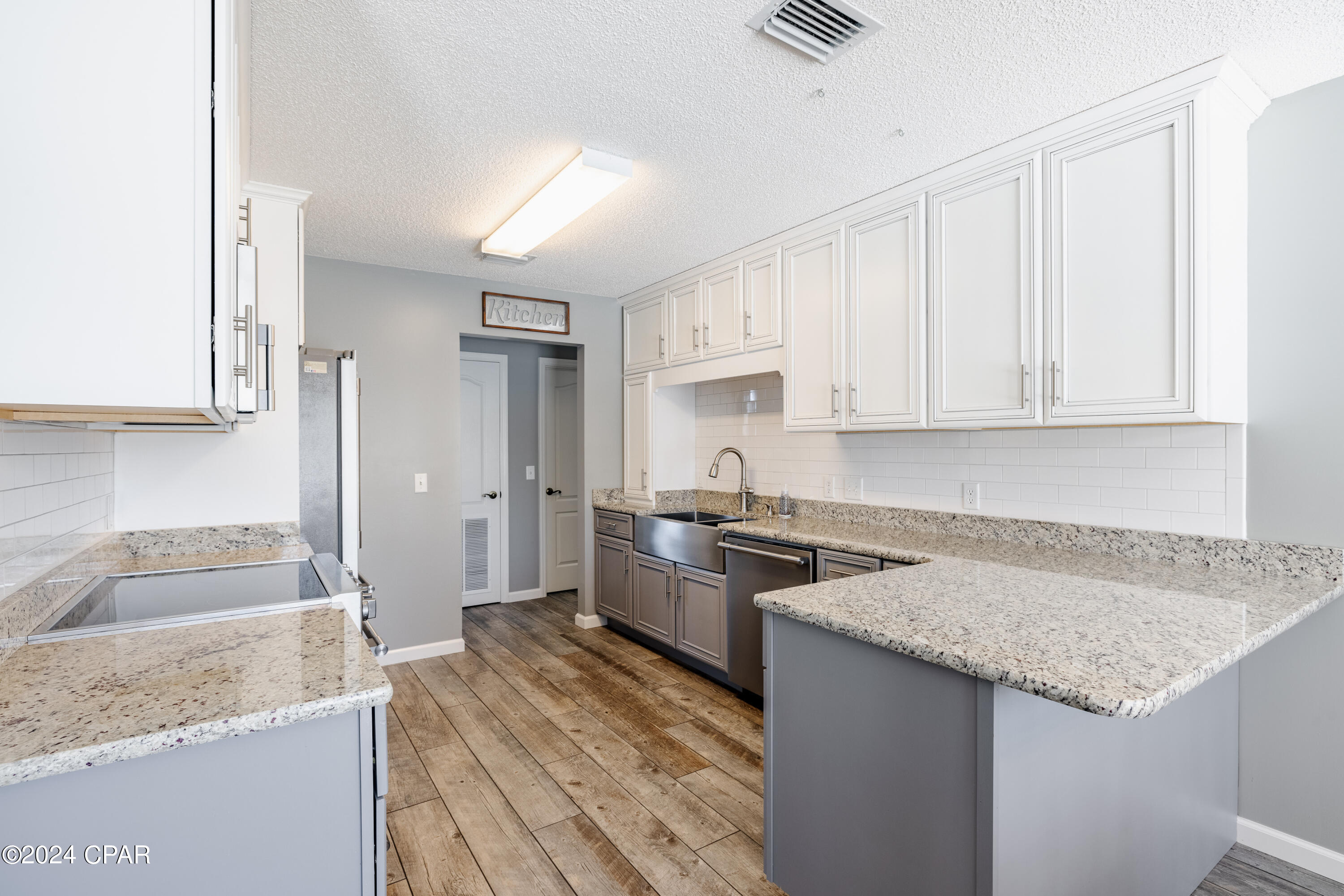 Highway 22 West Estates - Residential