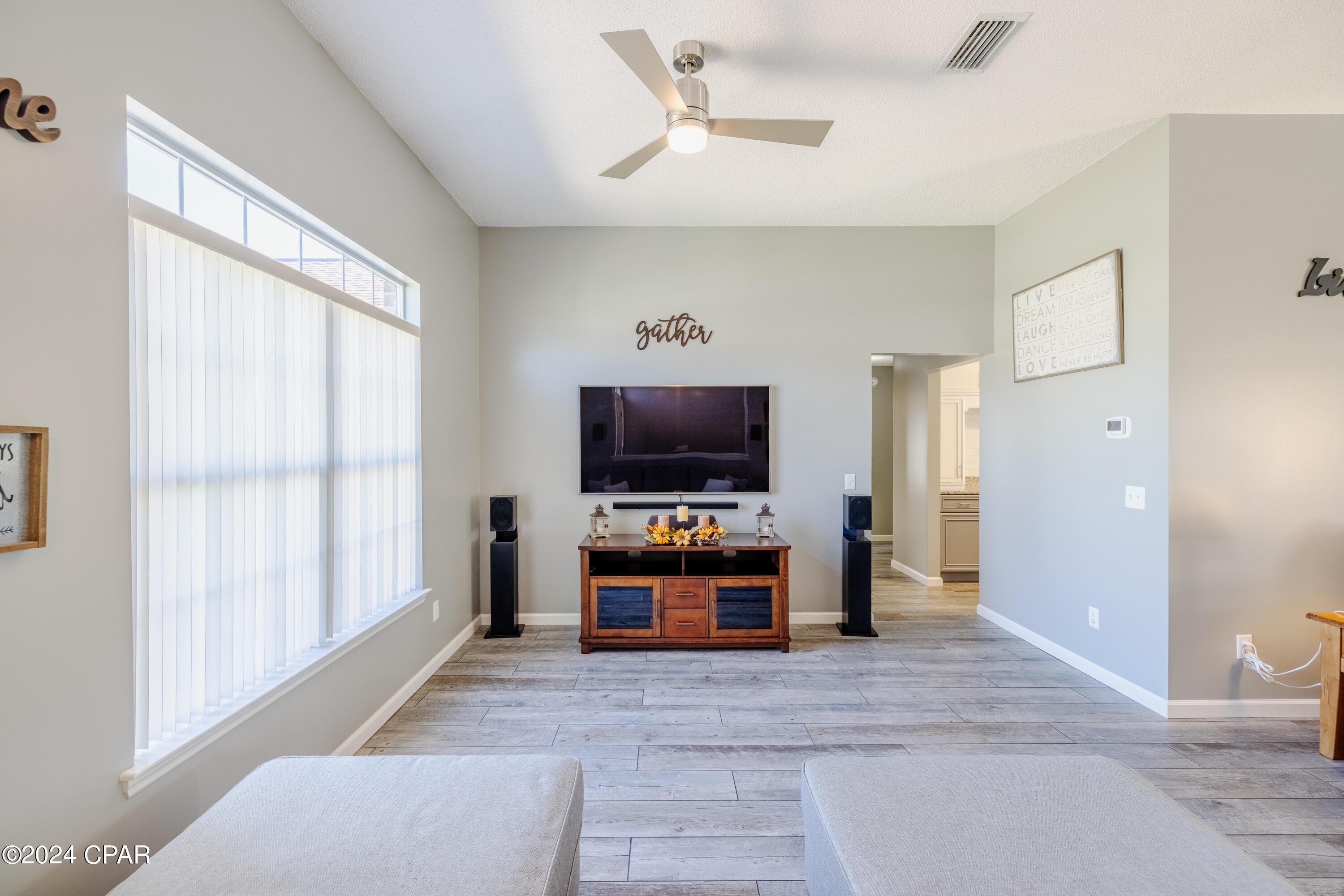 Highway 22 West Estates - Residential