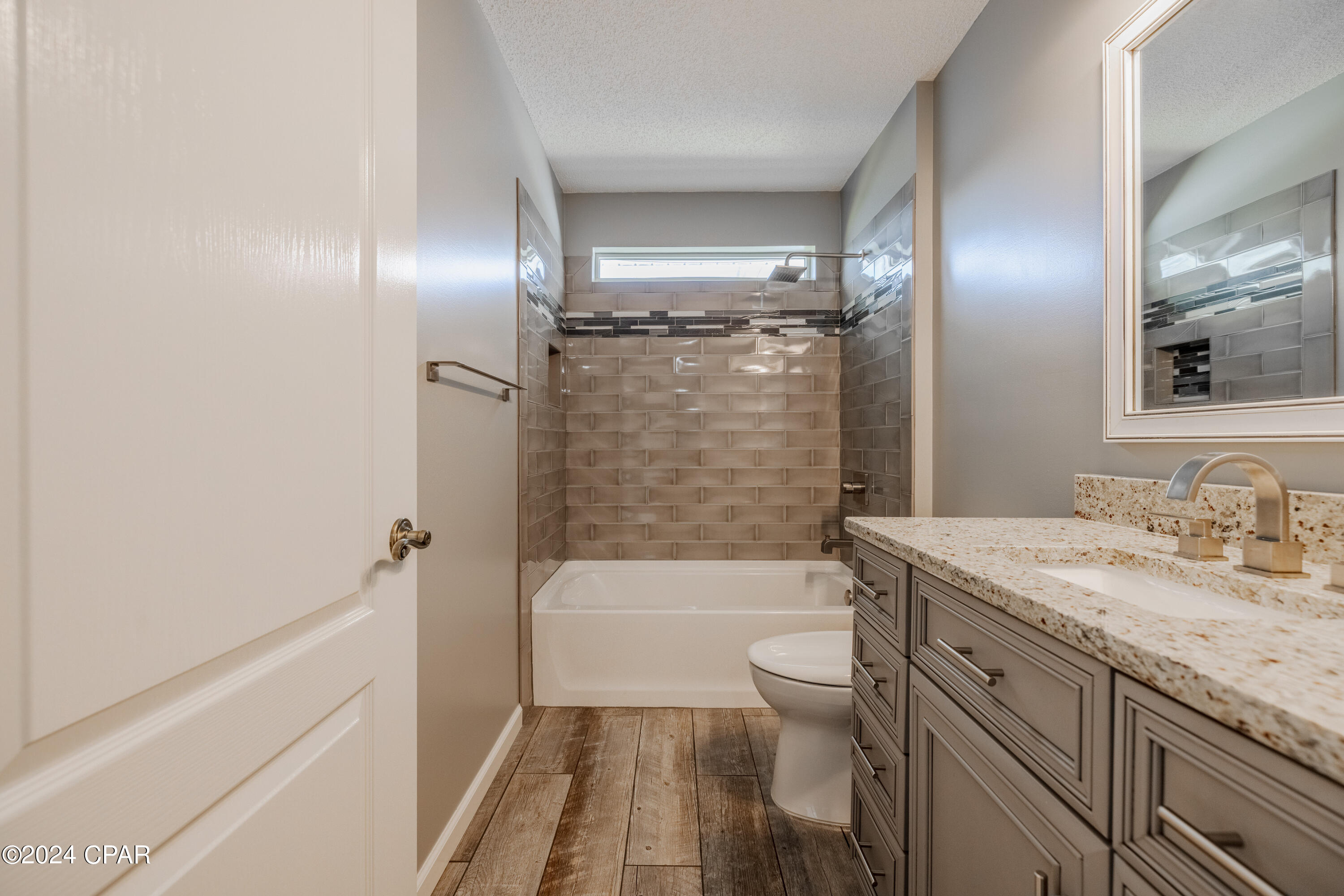 Highway 22 West Estates - Residential