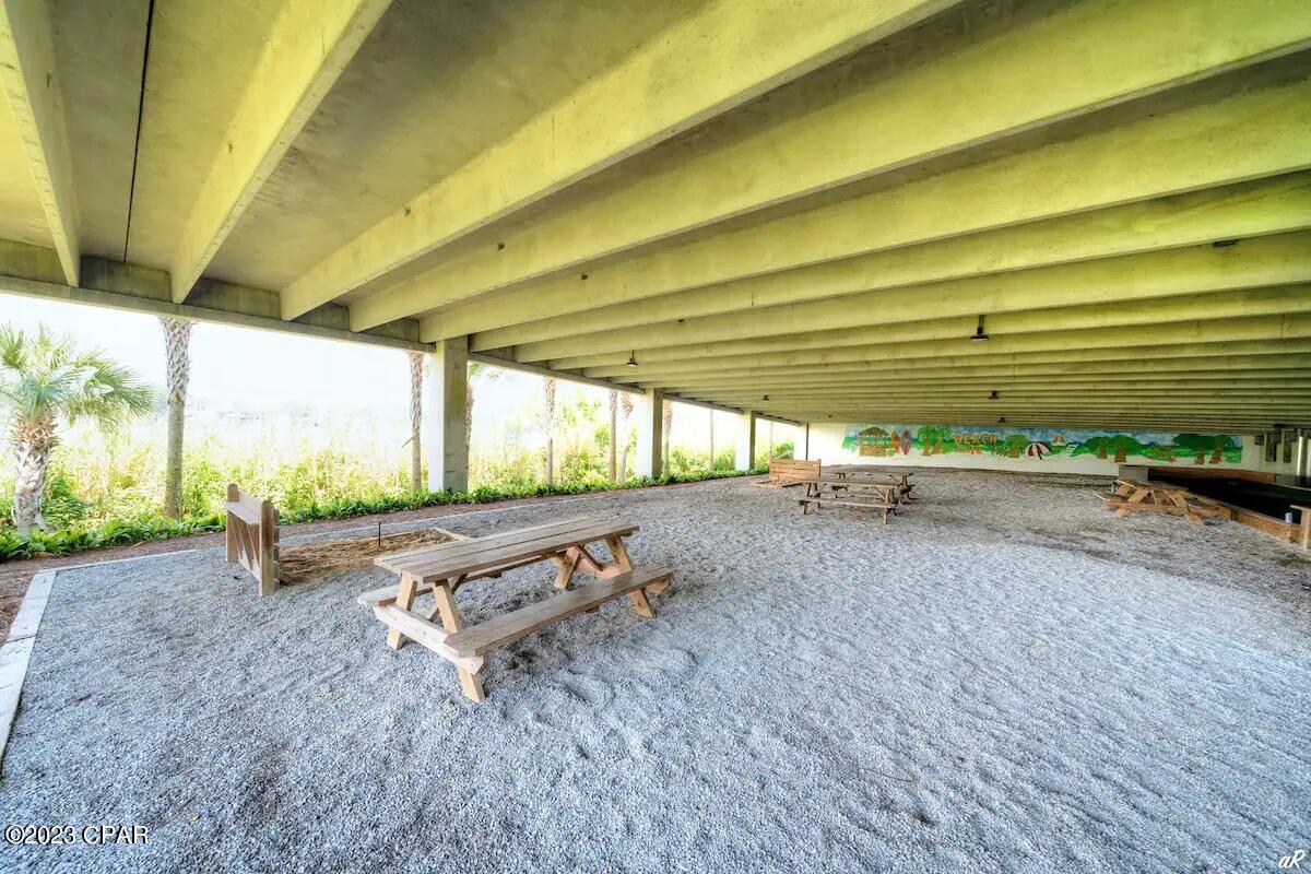 Sterling Breeze - Residential