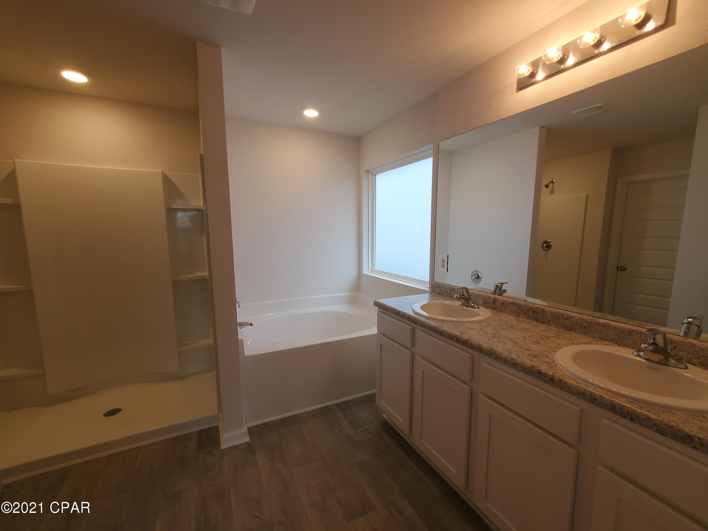 Brighton Oaks - Residential