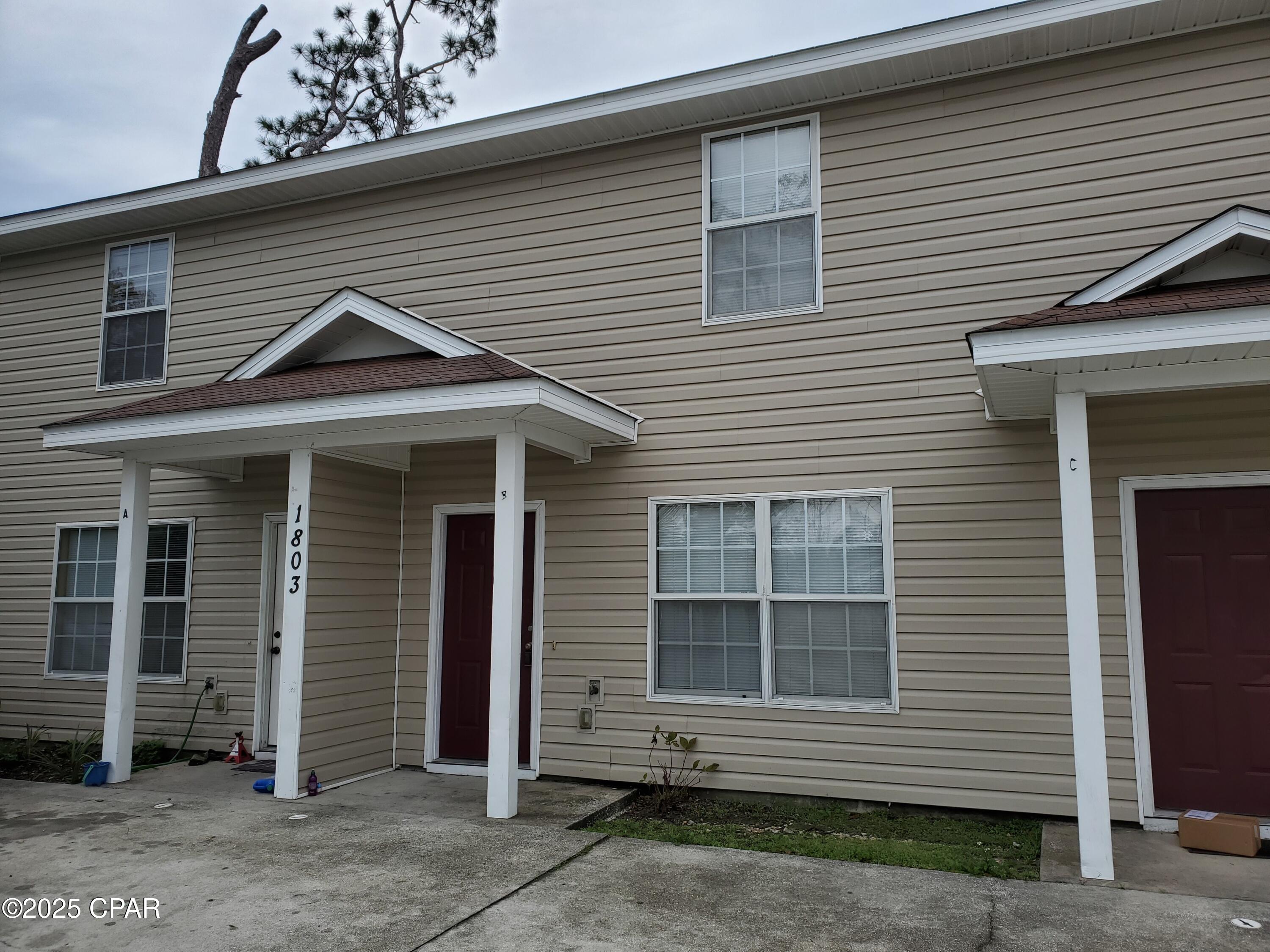 [No Recorded Subdiv] - Residential Lease