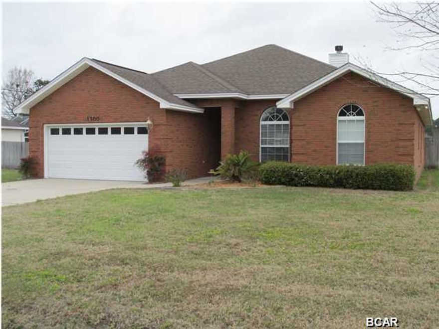 Here's your chance to own a home in one of Lynn Haven's more desirable communities, North Harbour. This 3Br/2Ba , split bedroom home is not a spec home. The Living Room and Dining Room have 10ft ceilings, while the rest of the home has 9ft ceilings. The Eat-In Kitchen has ample space for cooking and family meals with the Island having a Breakfast Bar. The Master Bath has an oversized Garden tub with separate shower and 2 Walk-In Closets. This beautiful , all brick home, is situated on a huge 100'x150' lot that has a French Drain system that traverses the side an back of the yard. This is a must see and will go fast!