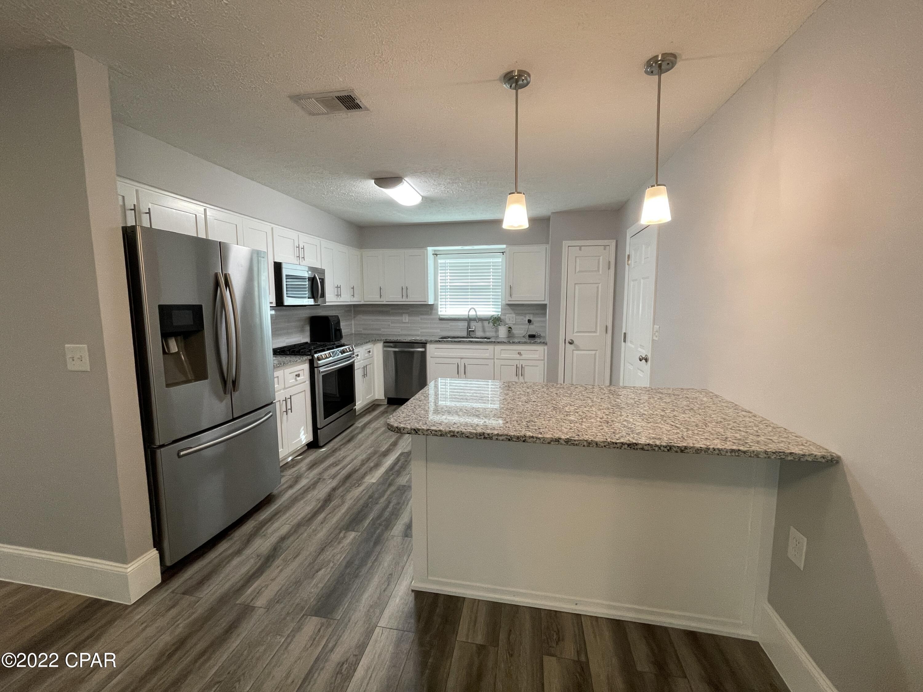 [No Recorded Subdiv] - Residential Lease