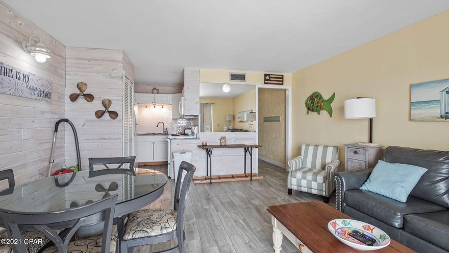 Beautiful 9th floor unit at the Summit! This unit has been an excellent rental for years. The unit comes with future bookings and a snowbird coming in October. This unit comes fully furnished at an ideal location for rental potential.